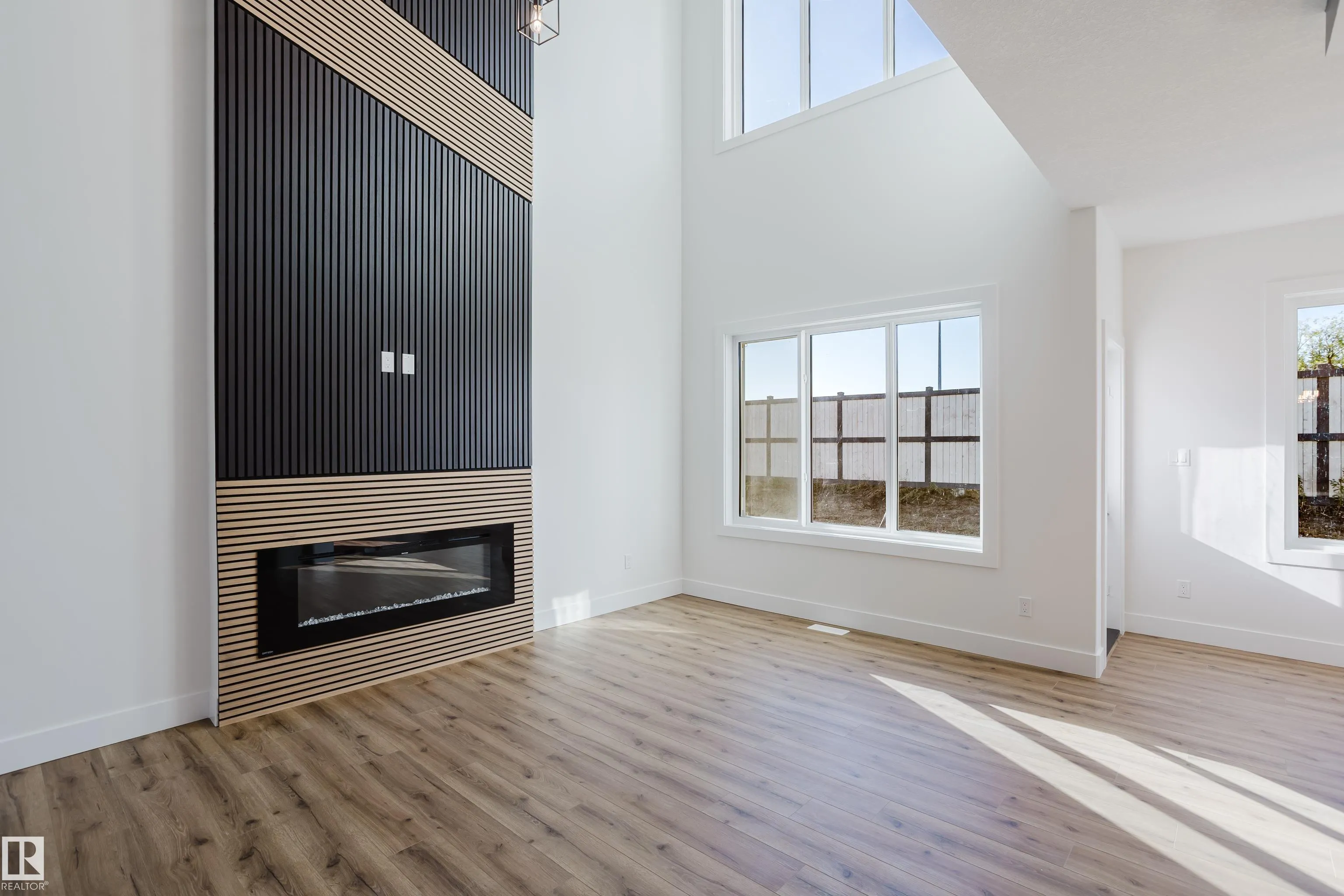 282 Munn Way
