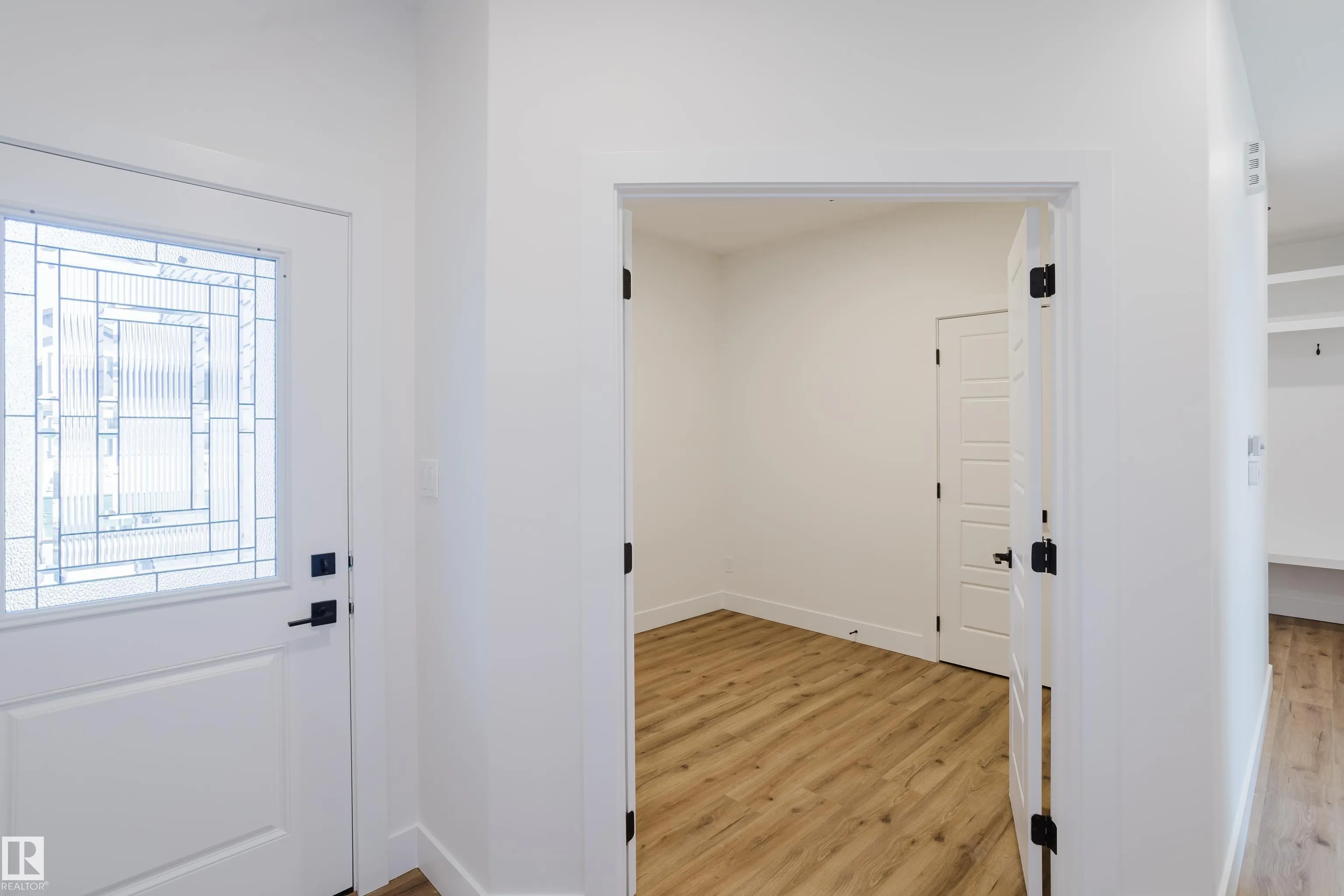 282 Munn Way