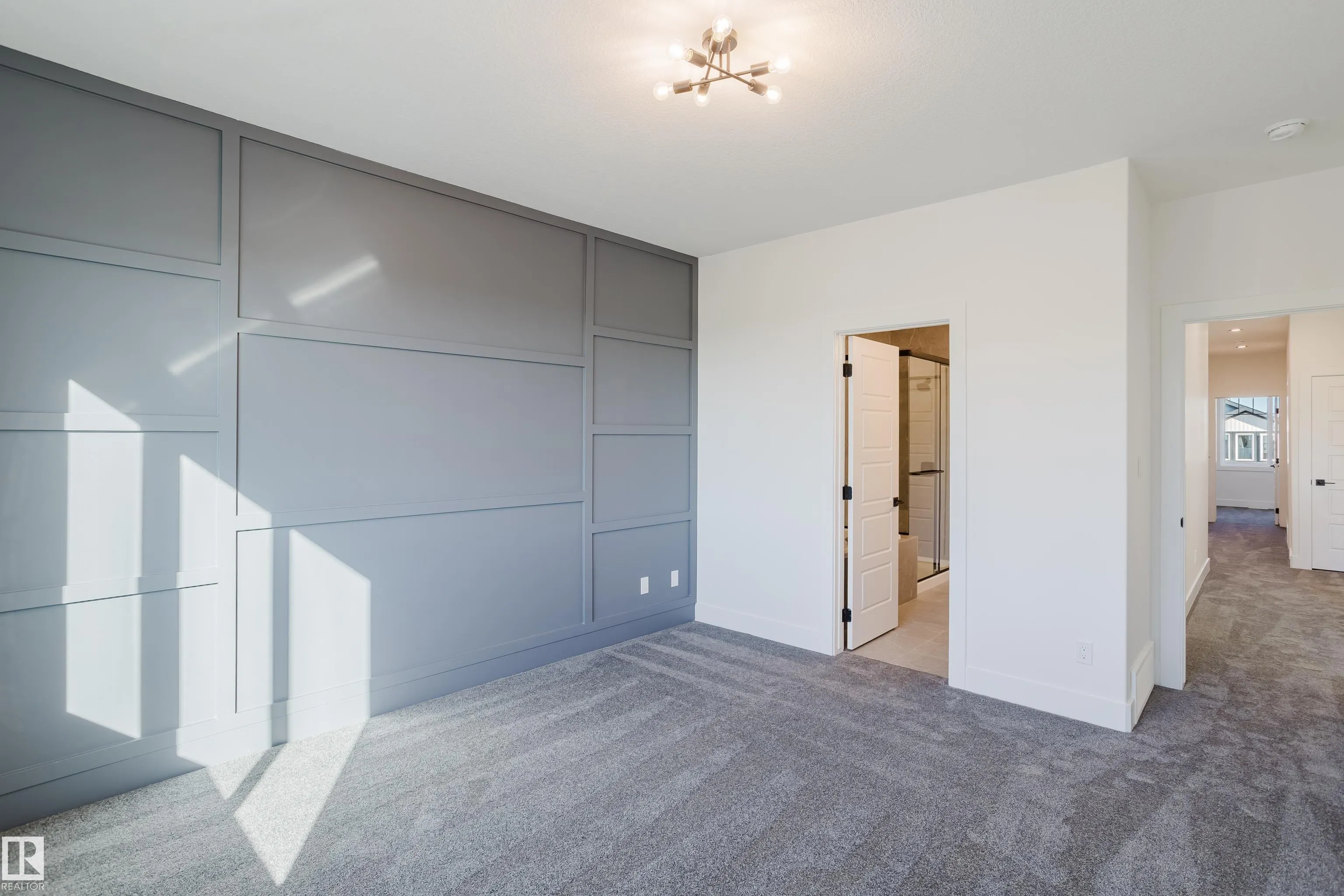 282 Munn Way