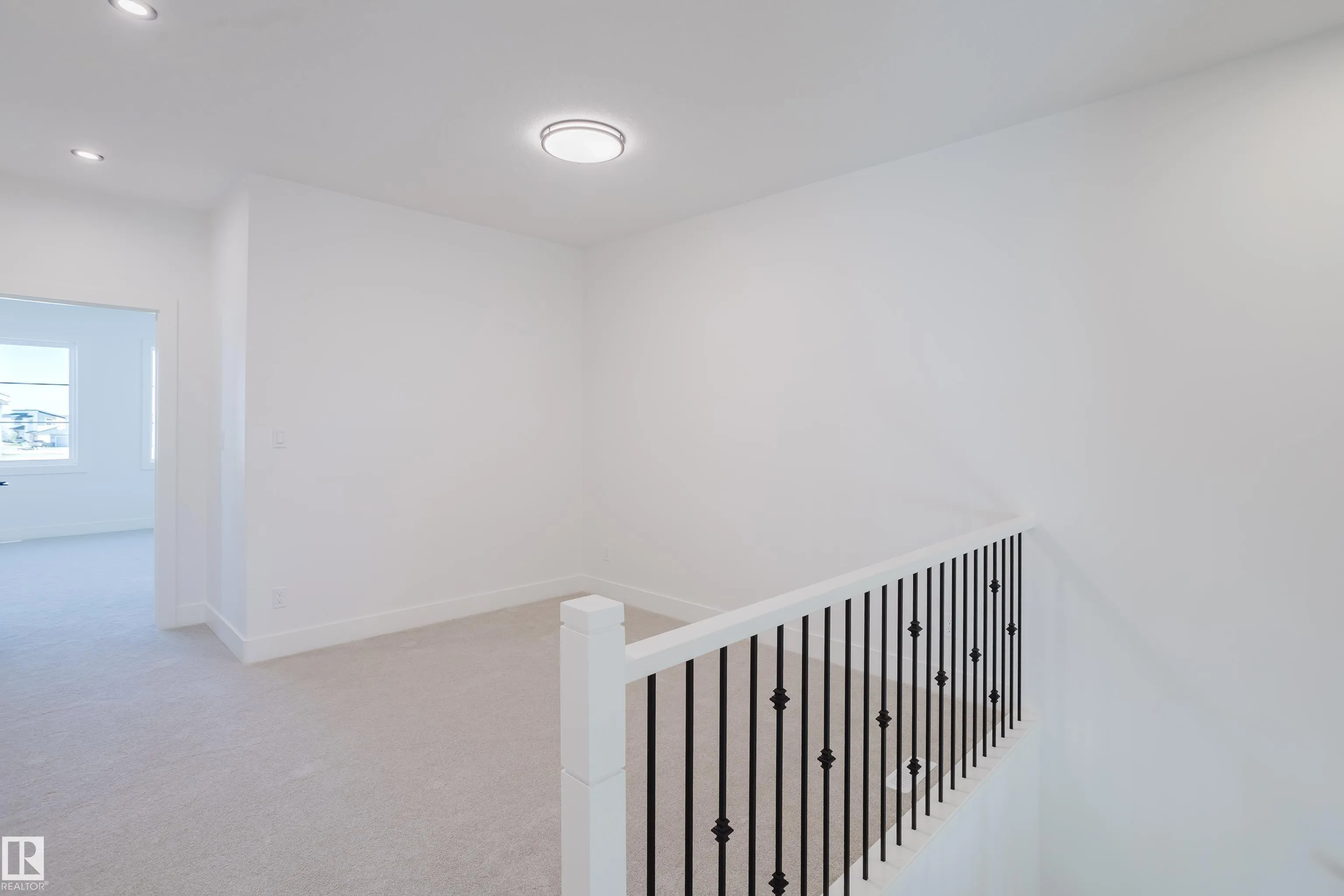 284 Munn Way