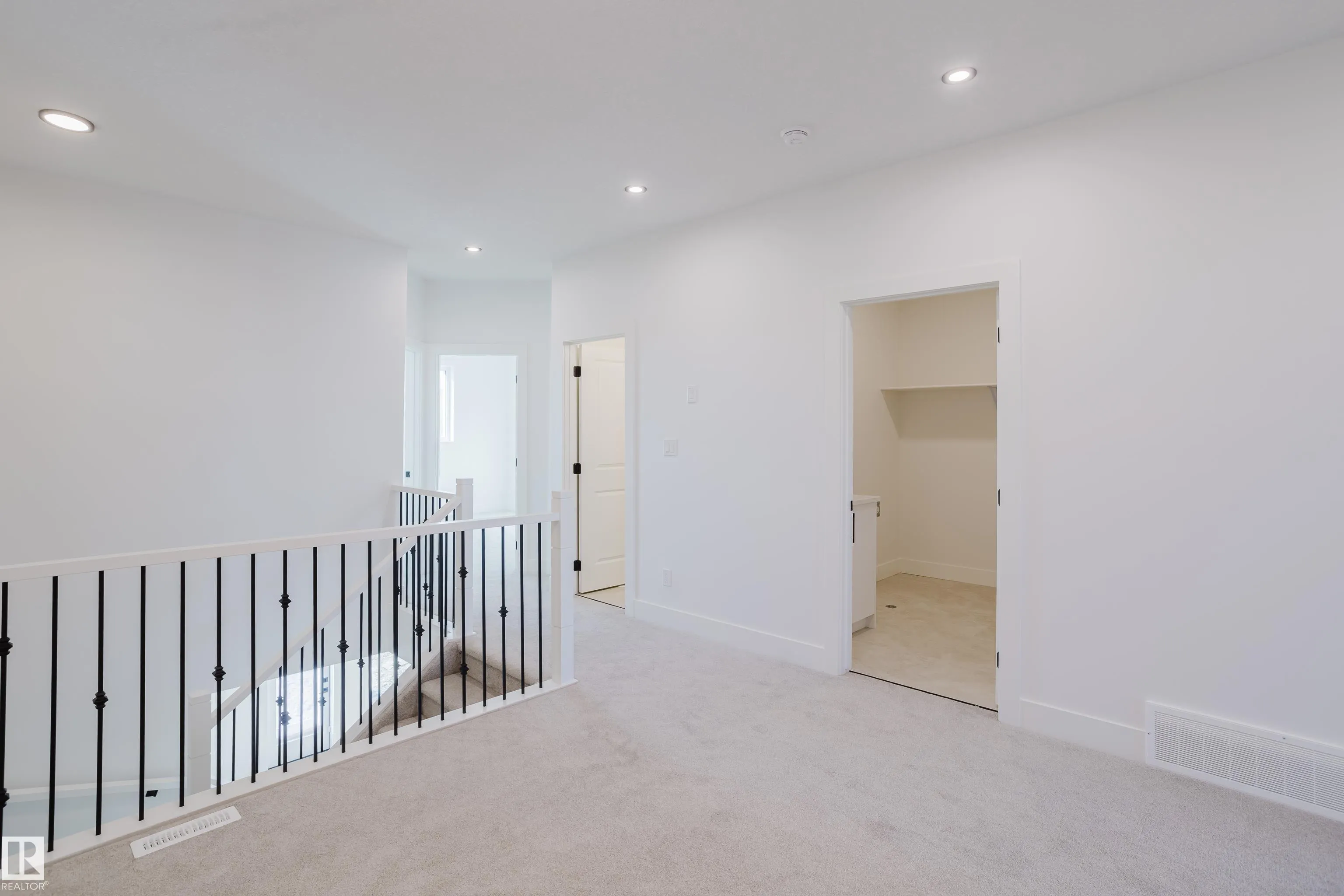 284 Munn Way