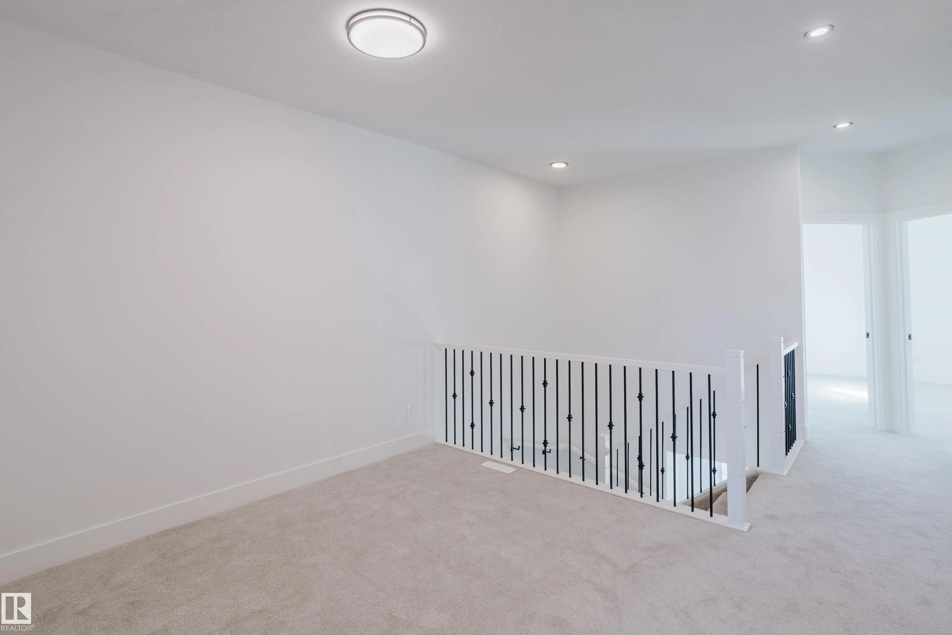 284 Munn Way