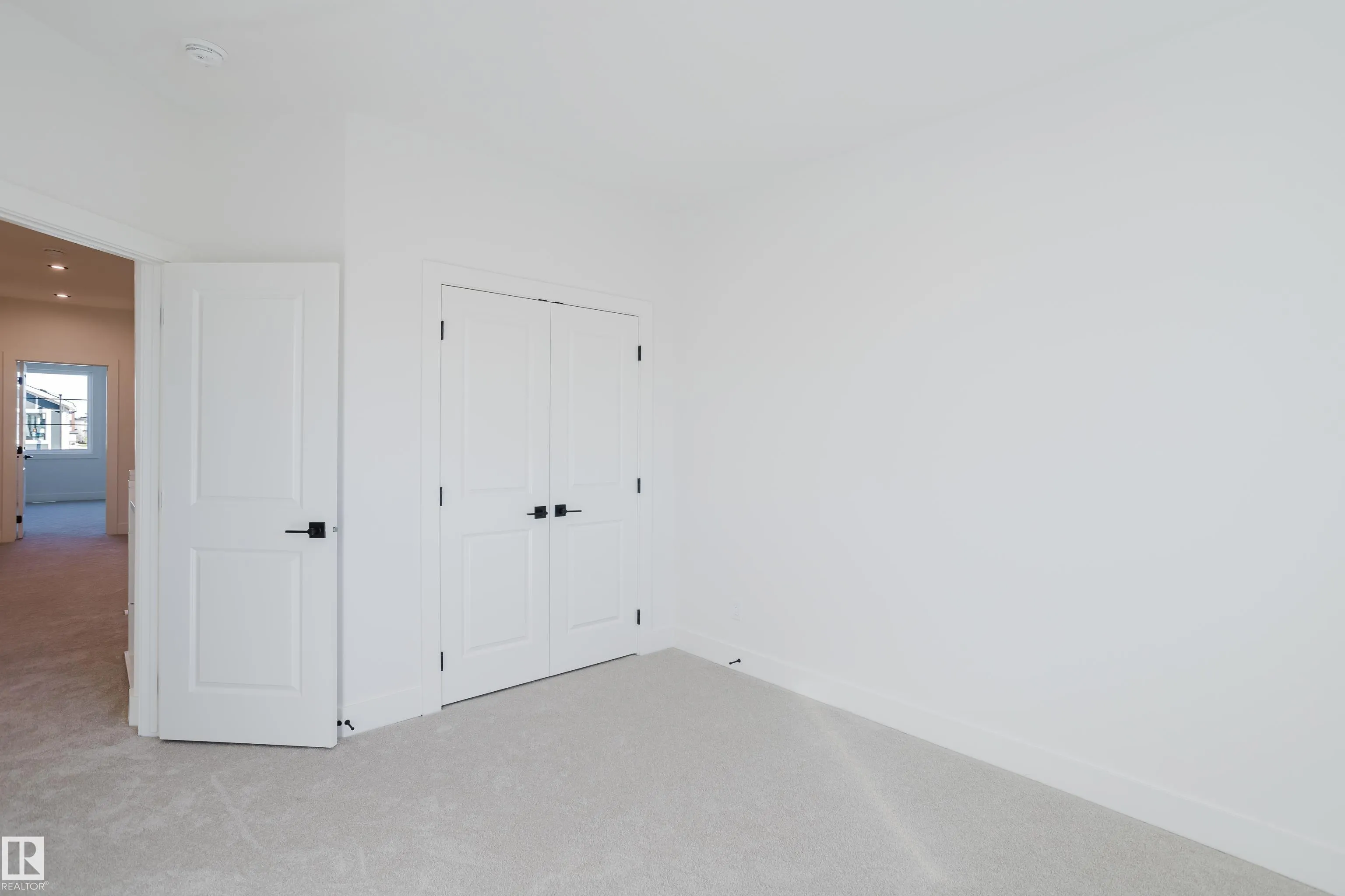 284 Munn Way