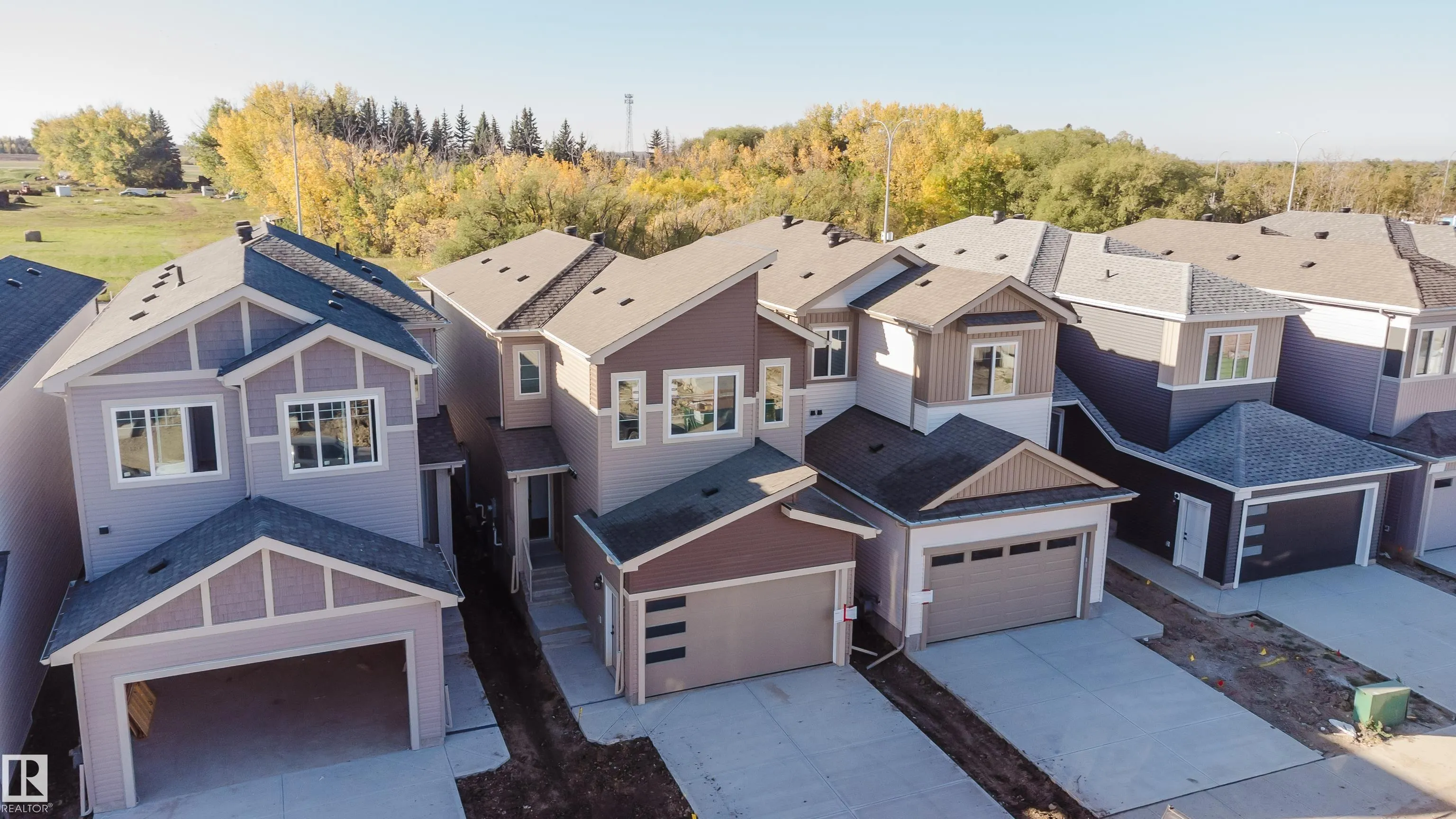 284 Munn Way
