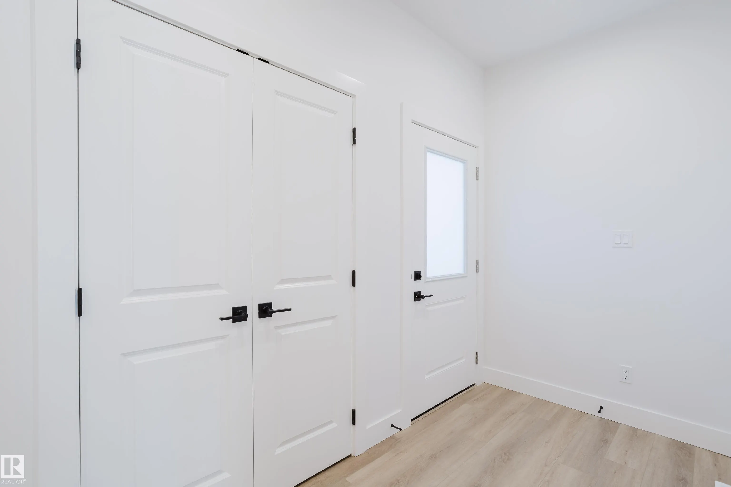 284 Munn Way