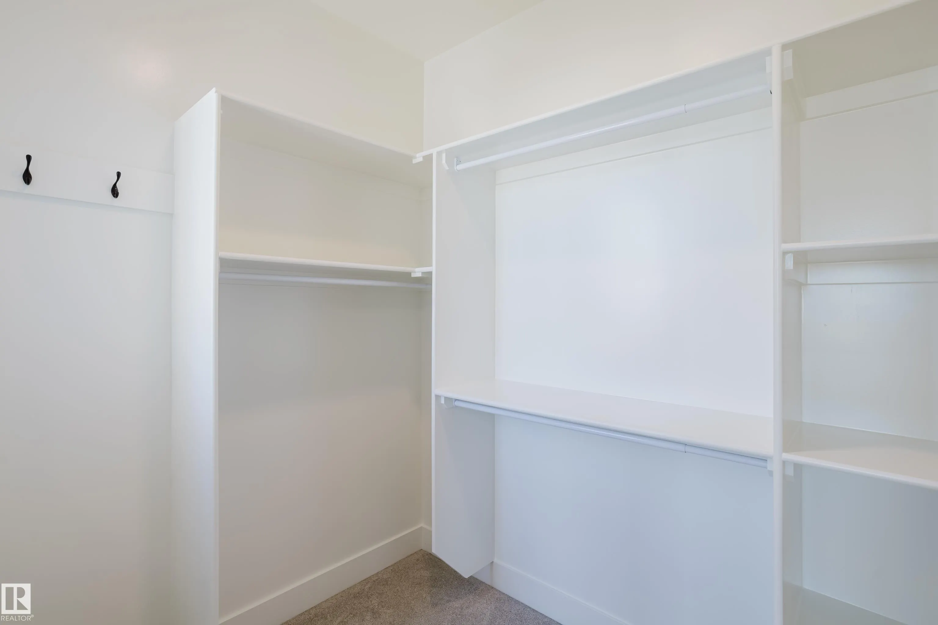 284 Munn Way