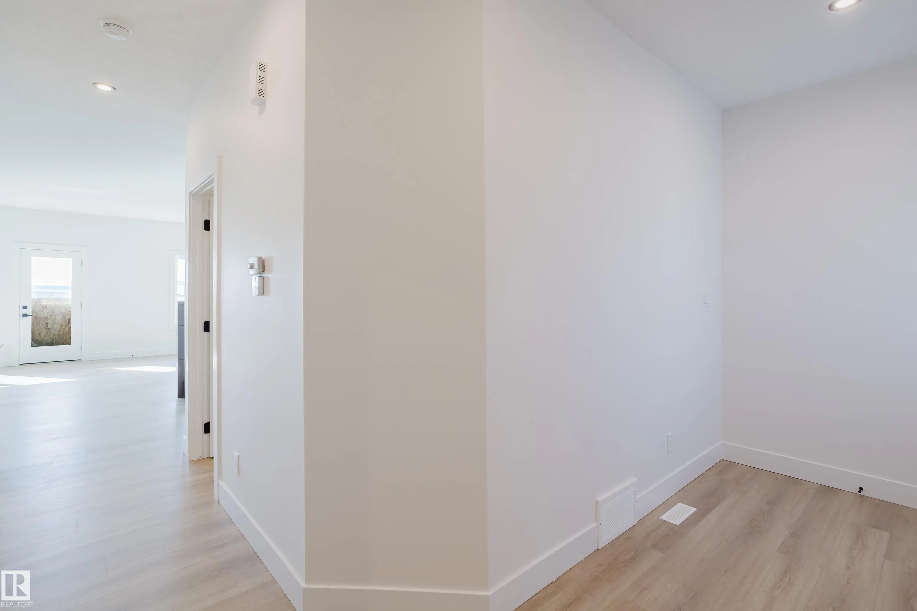 373 Bluff Cove
