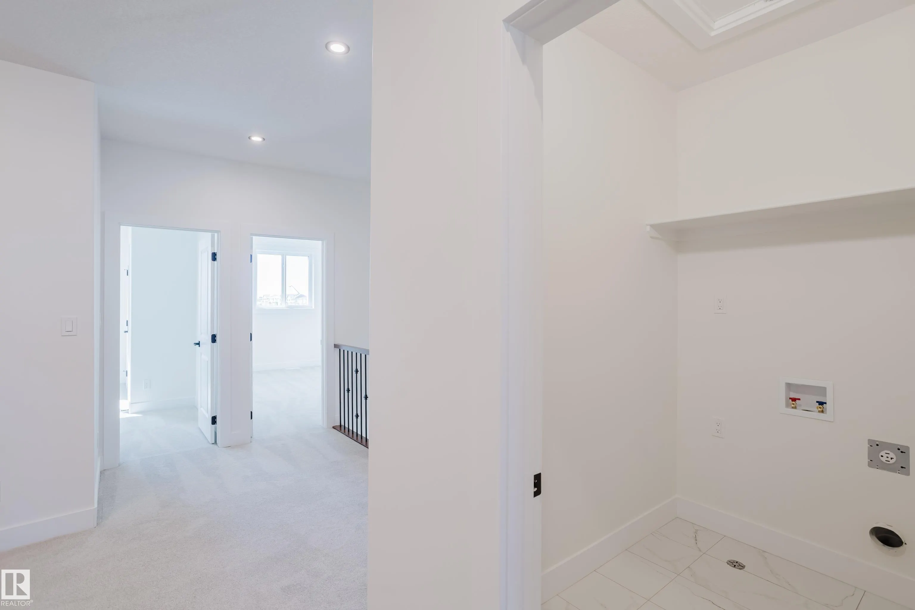 373 Bluff Cove