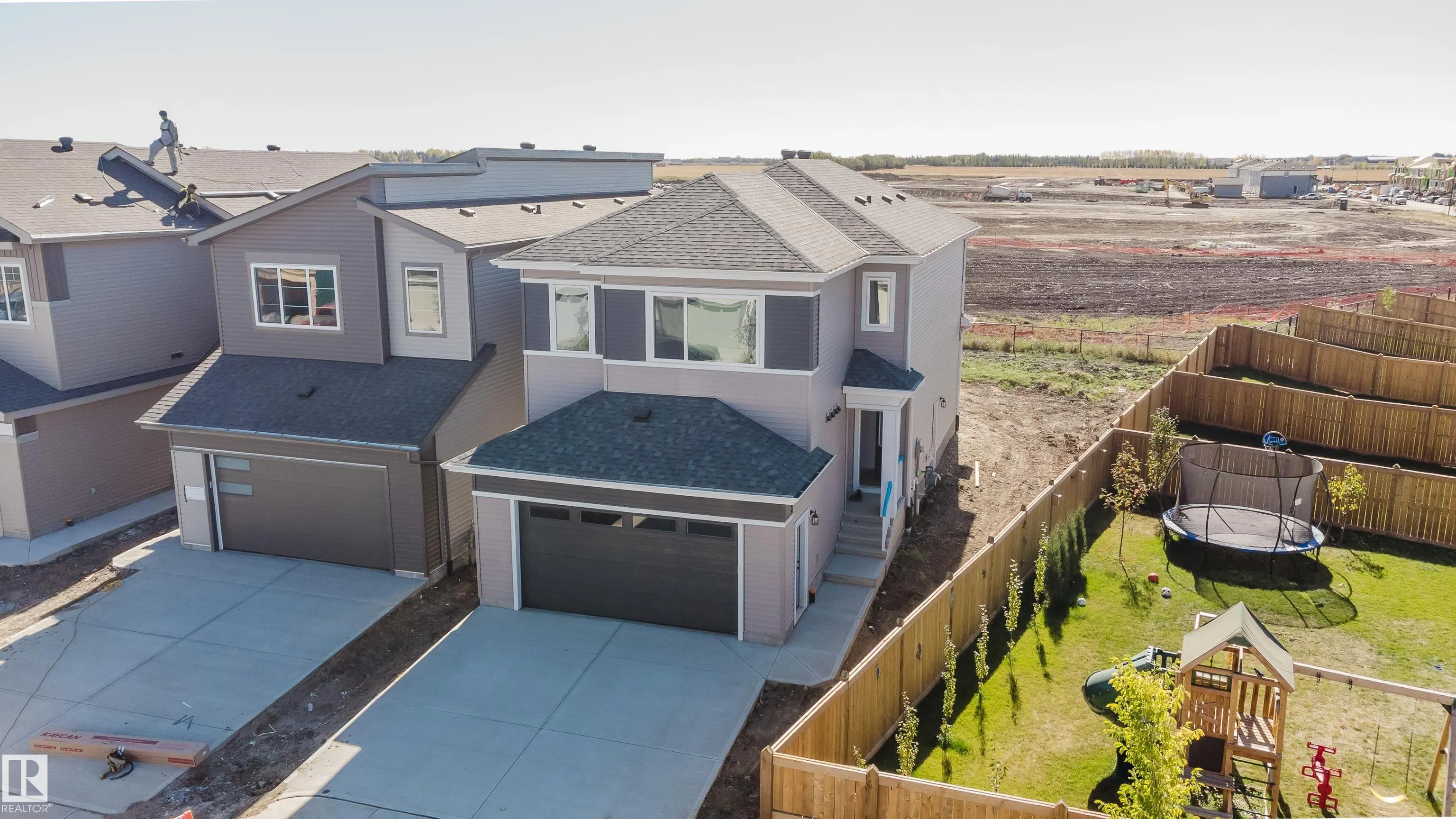 373 Bluff Cove