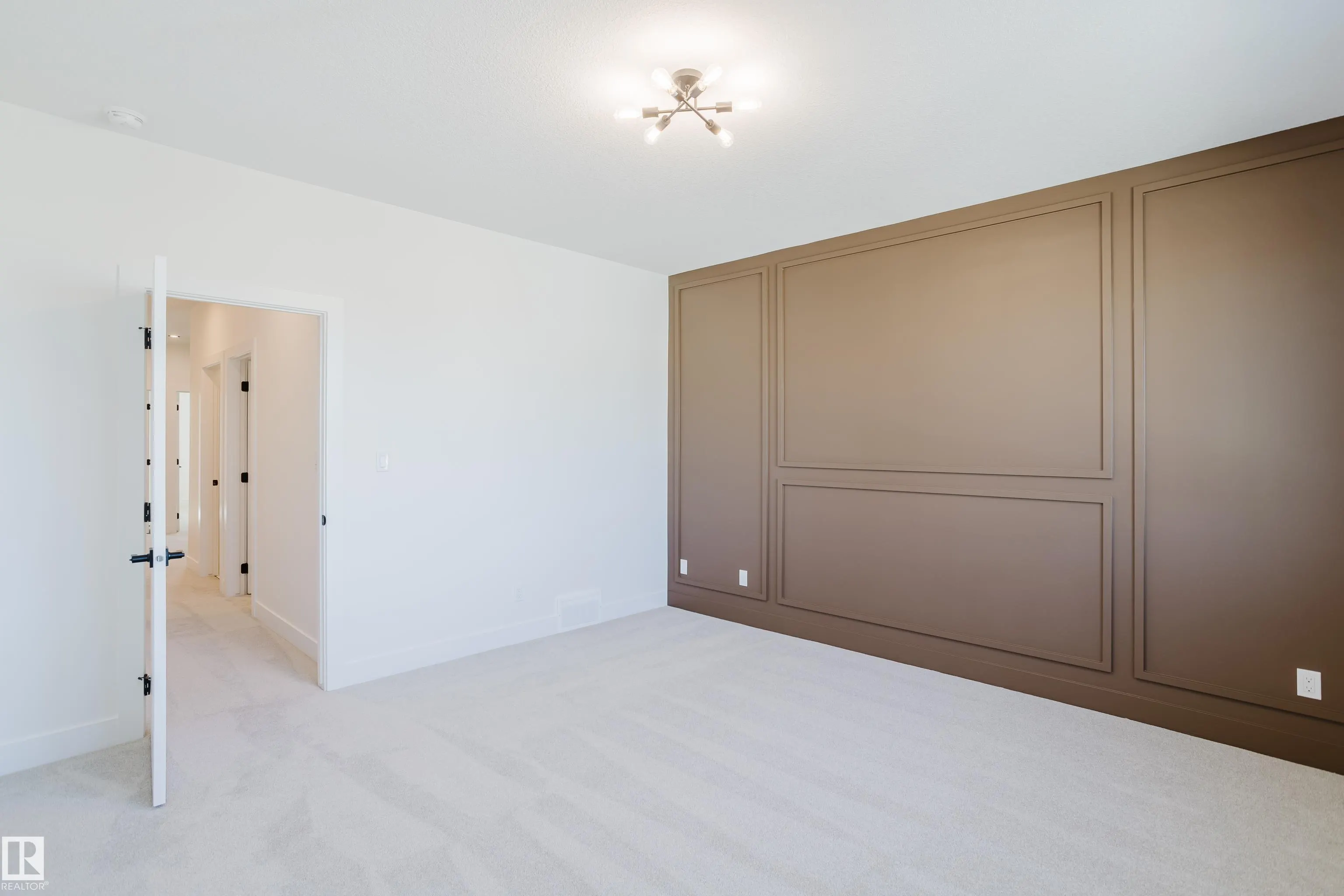 373 Bluff Cove
