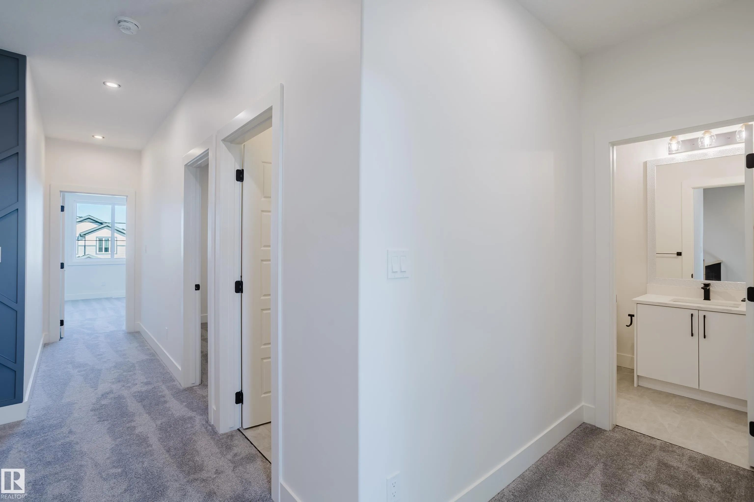 371 Bluff Cove