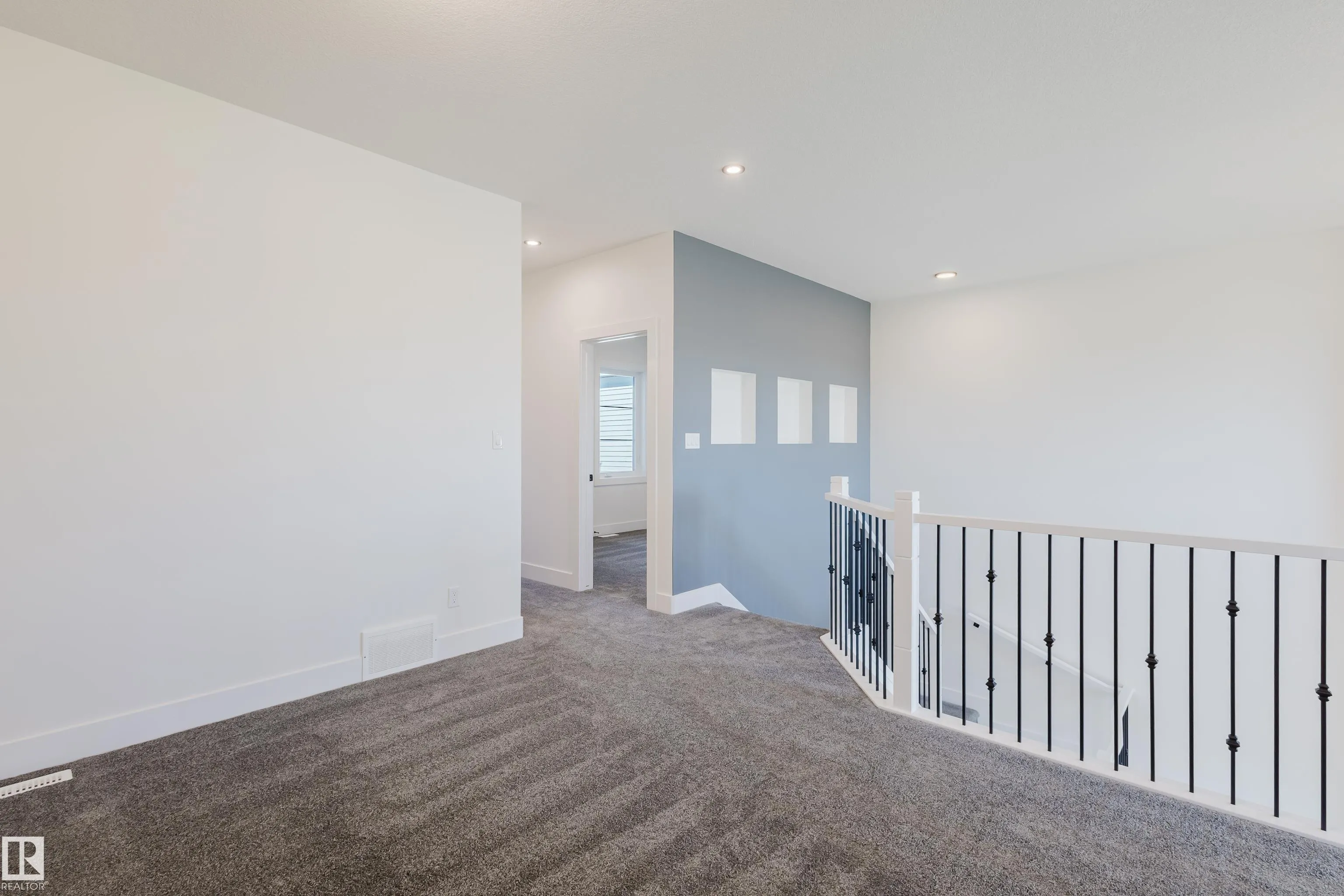 333 Bluff Cove