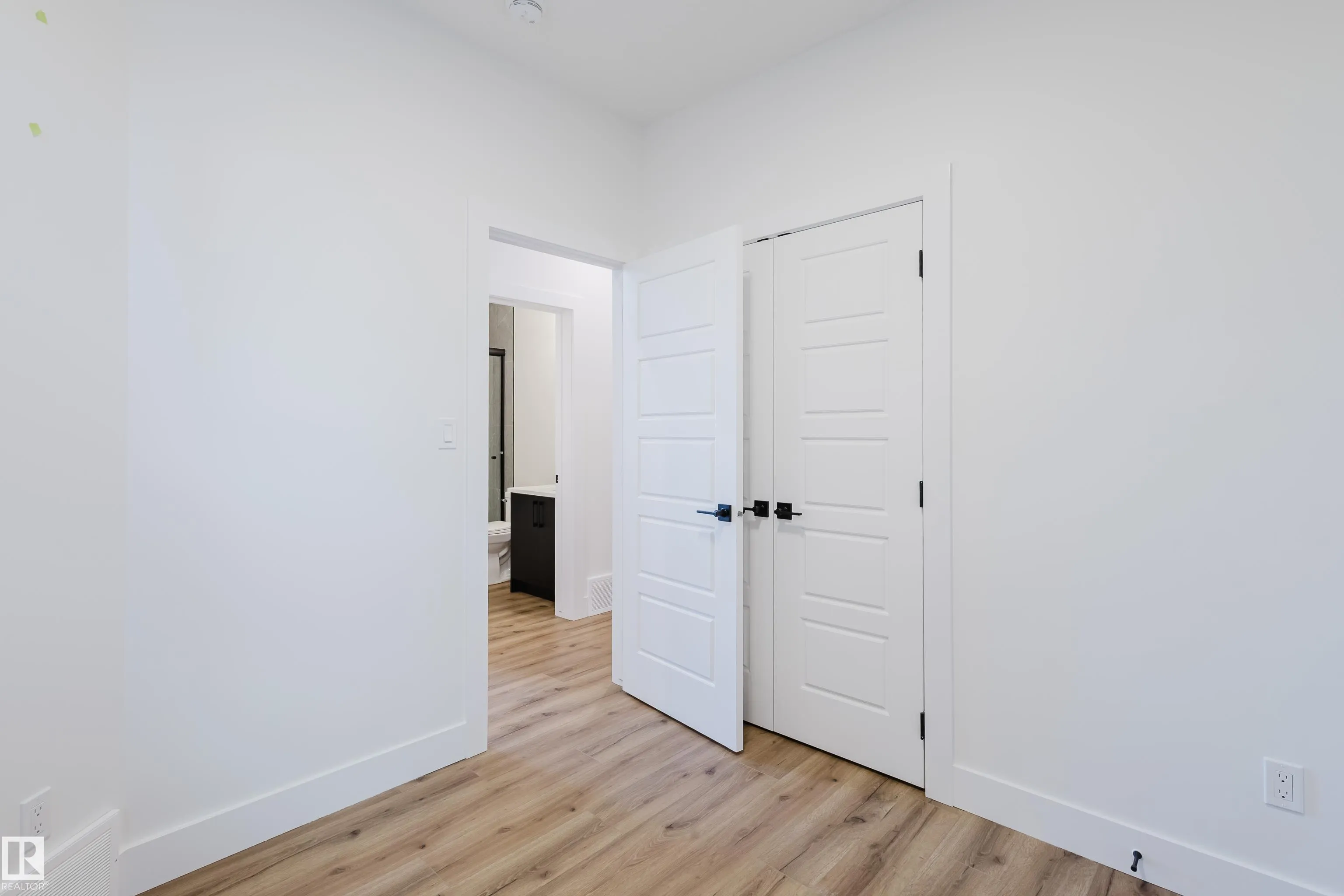 333 Bluff Cove