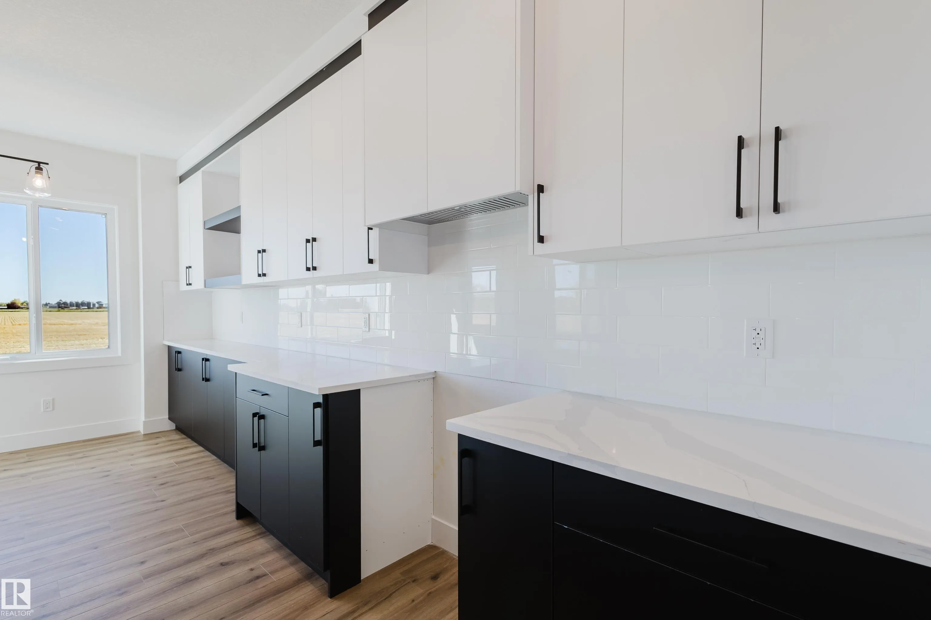 333 Bluff Cove