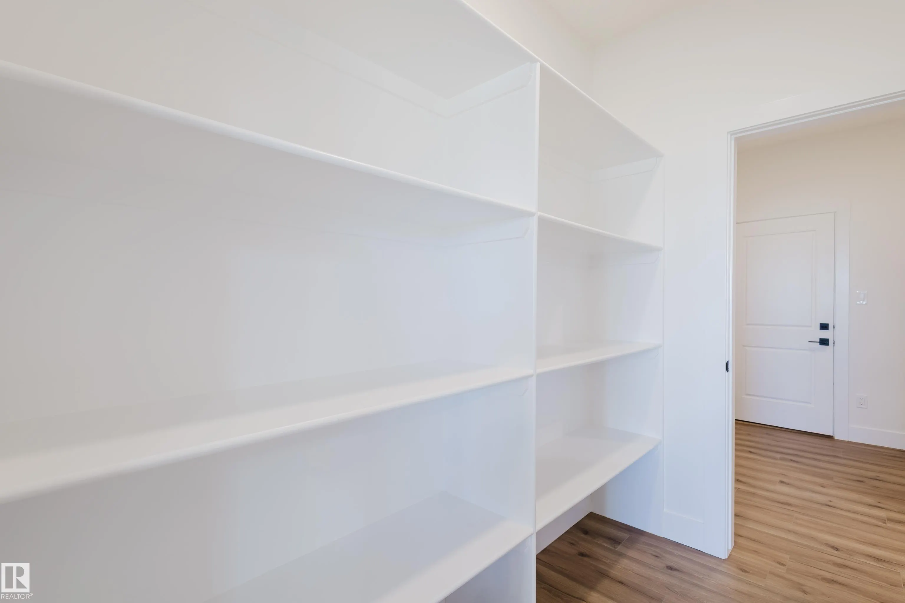 333 Bluff Cove