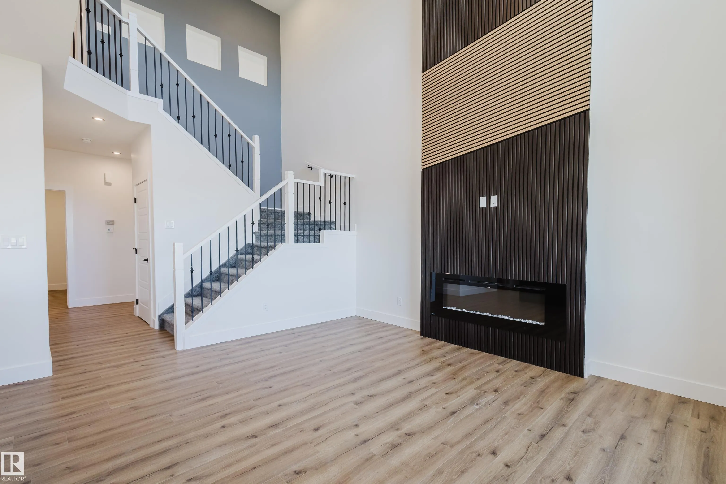333 Bluff Cove