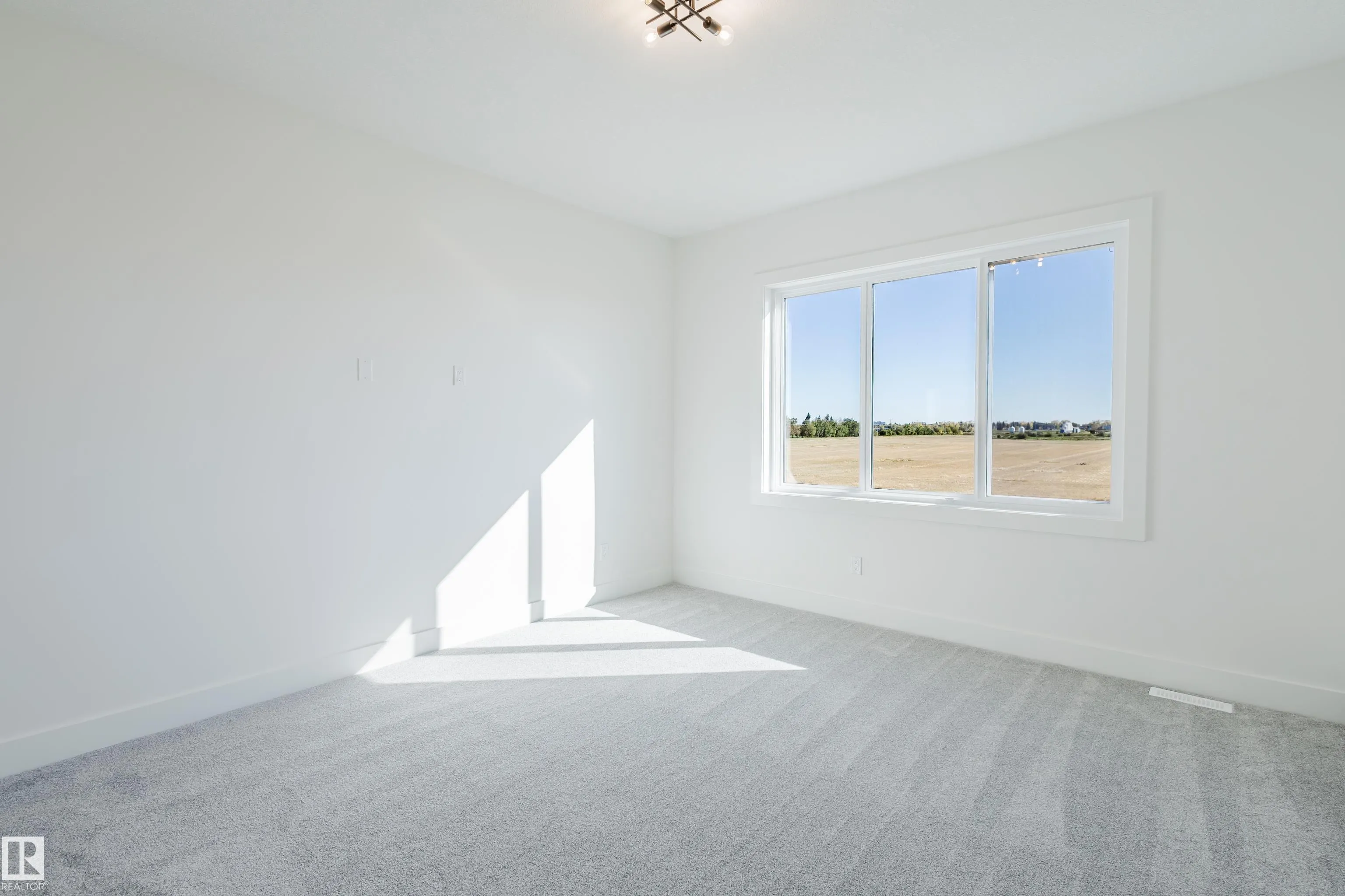 329 Bluff Cove