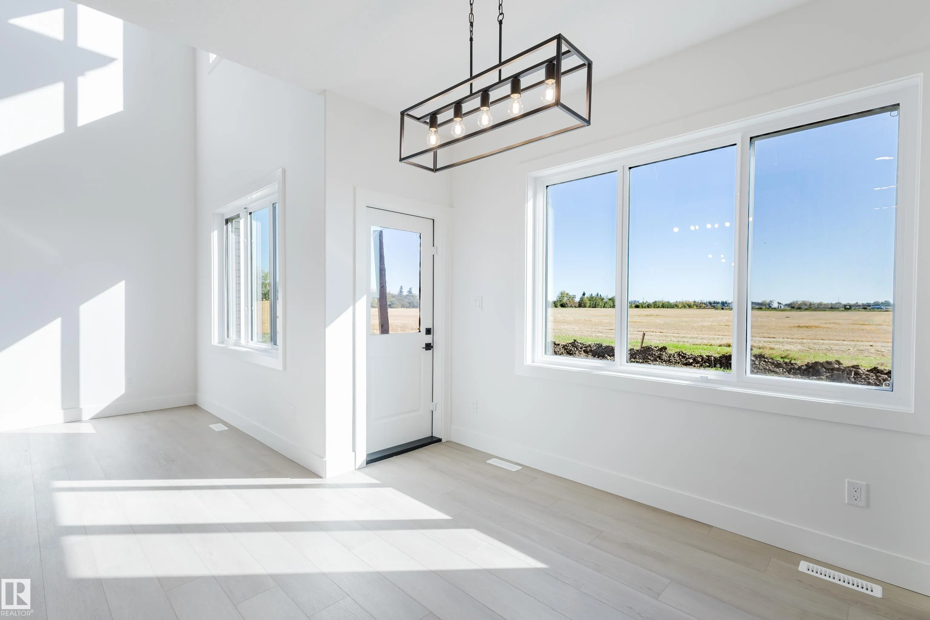 329 Bluff Cove