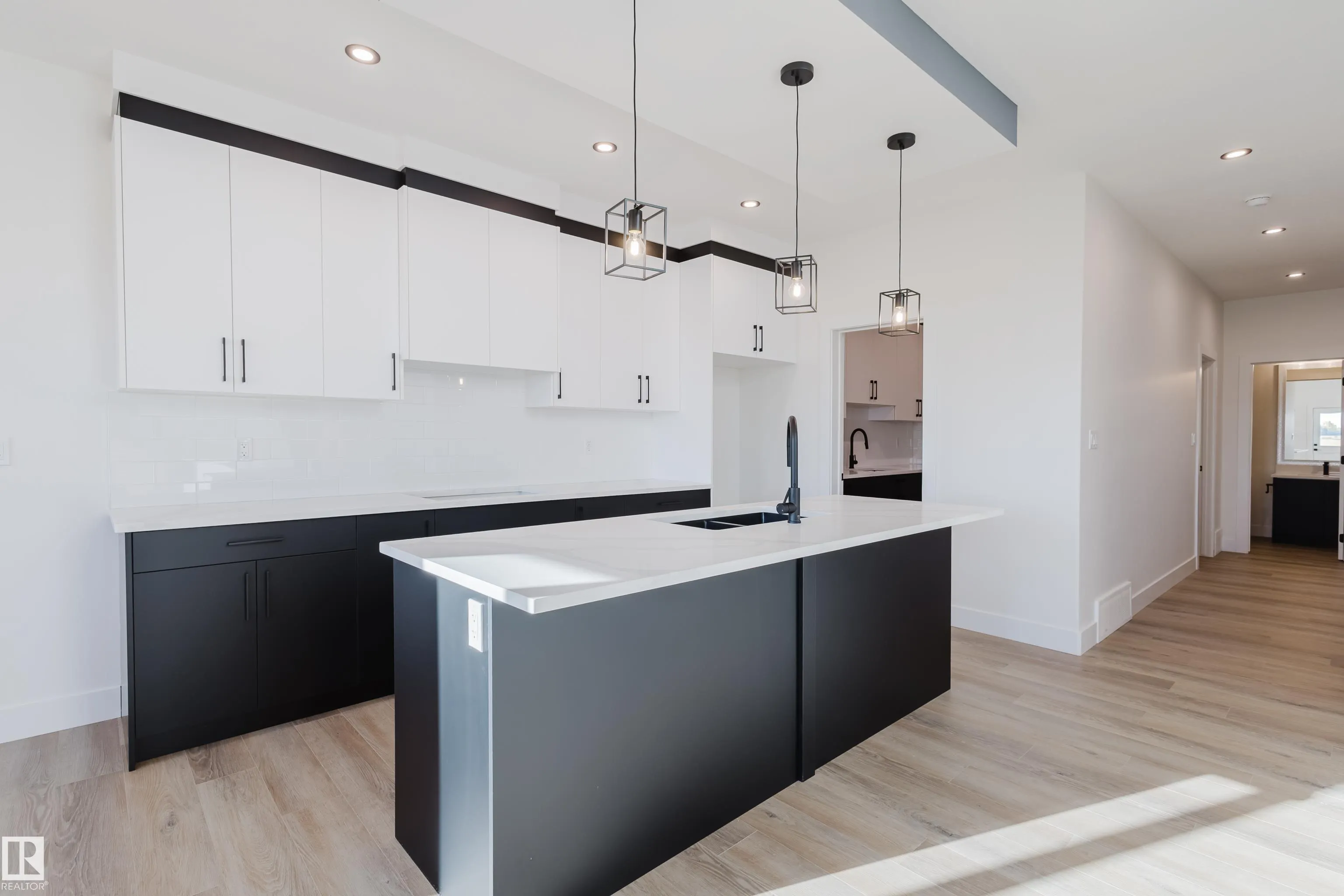 327 Bluff Cove