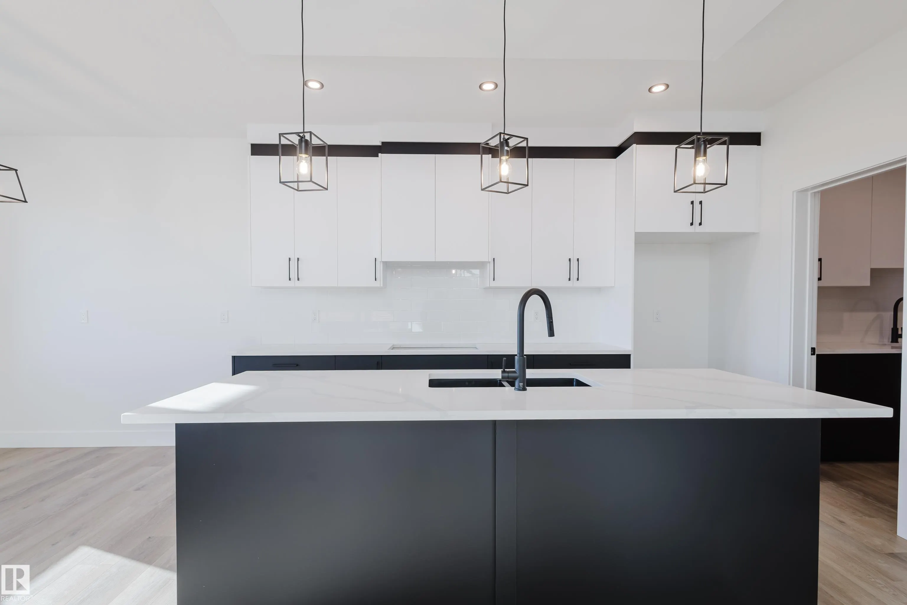 327 Bluff Cove