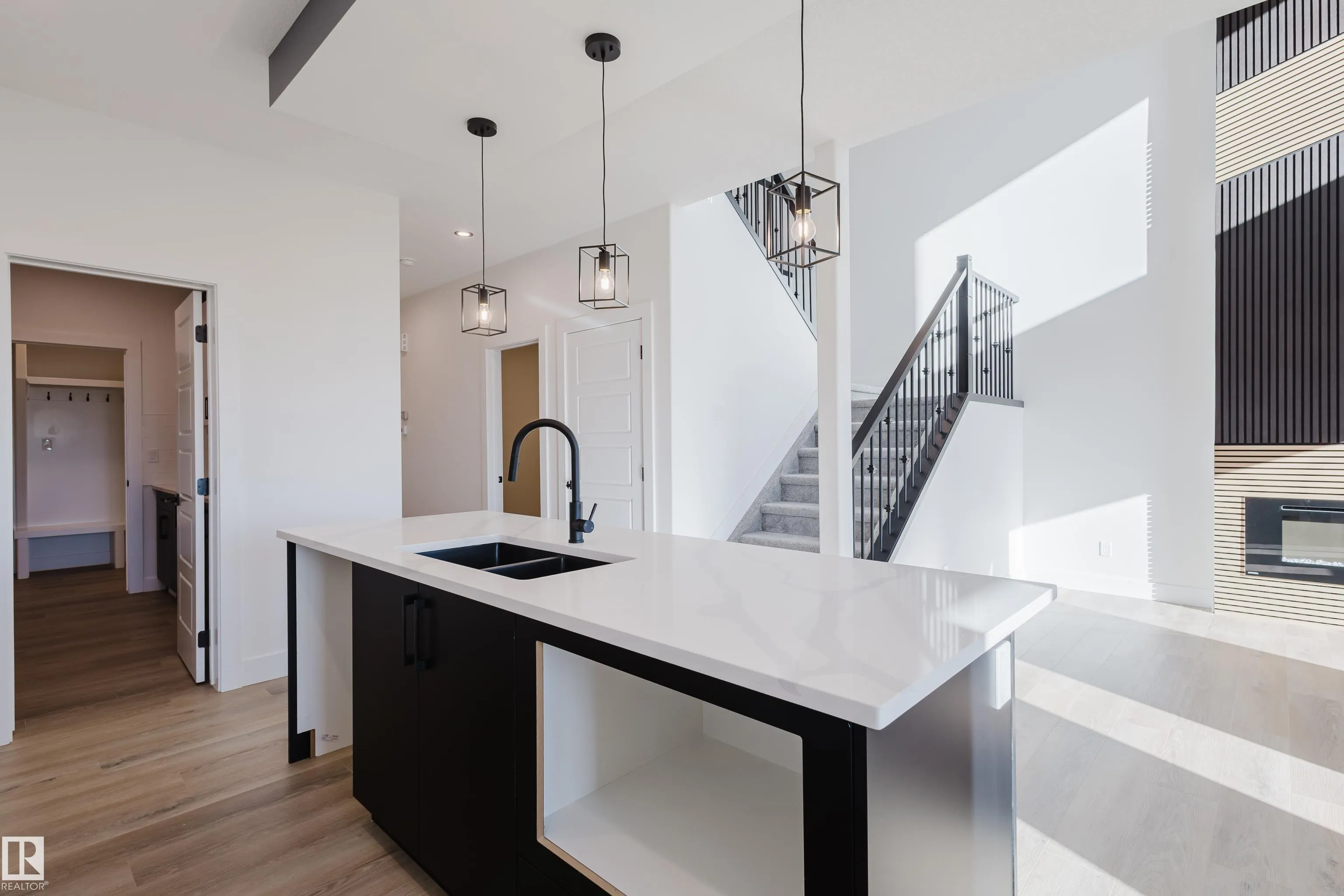 327 Bluff Cove