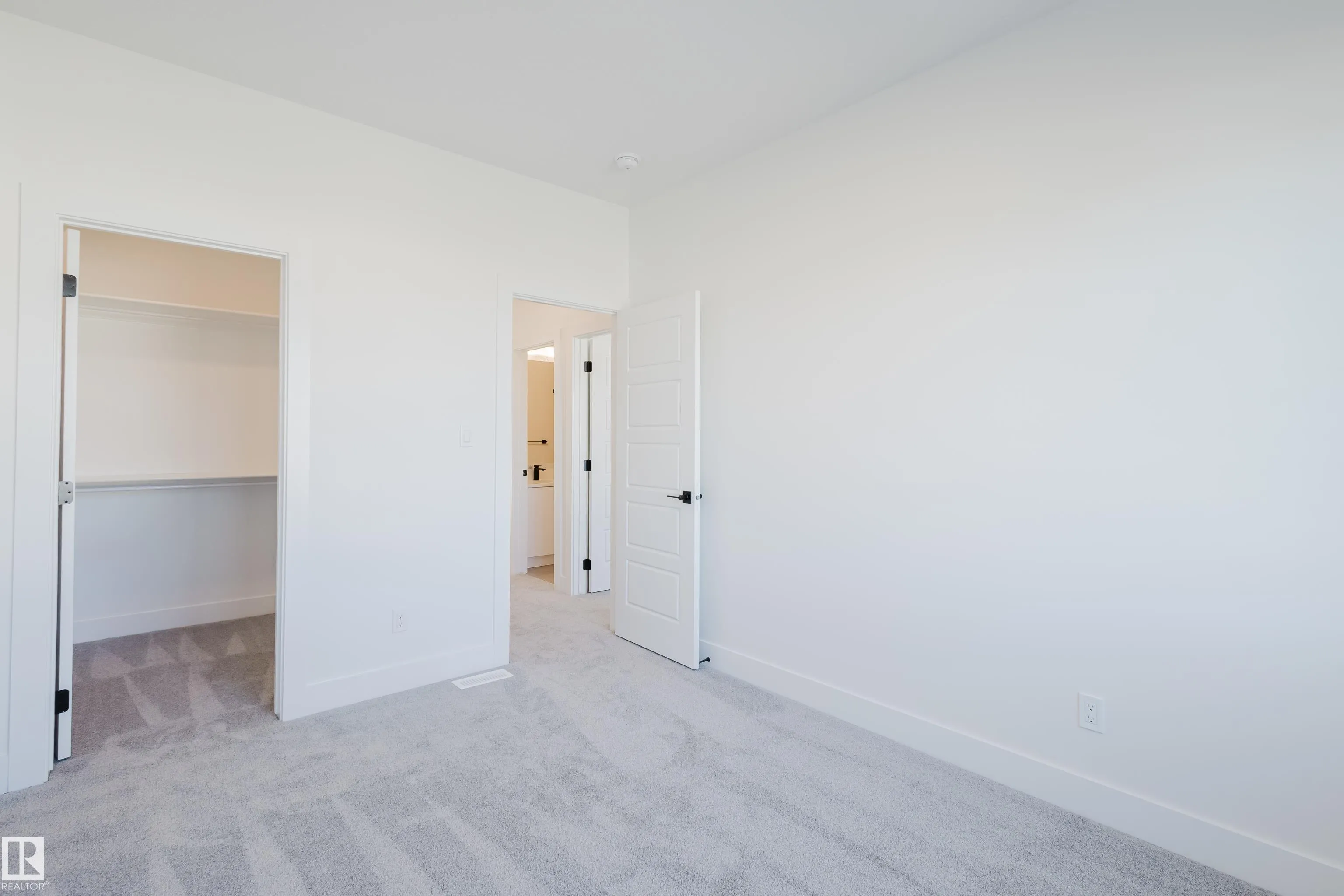 327 Bluff Cove