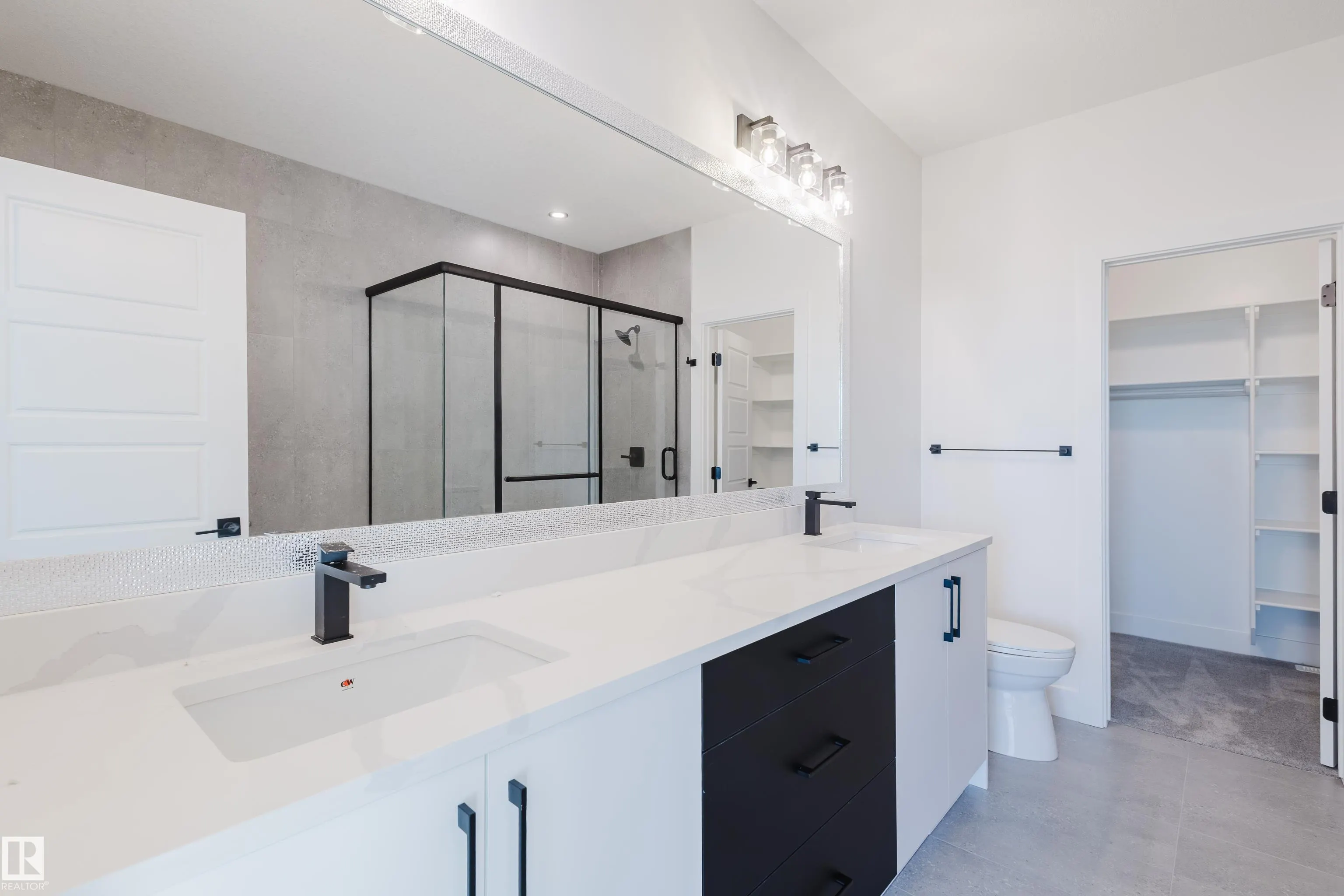 327 Bluff Cove