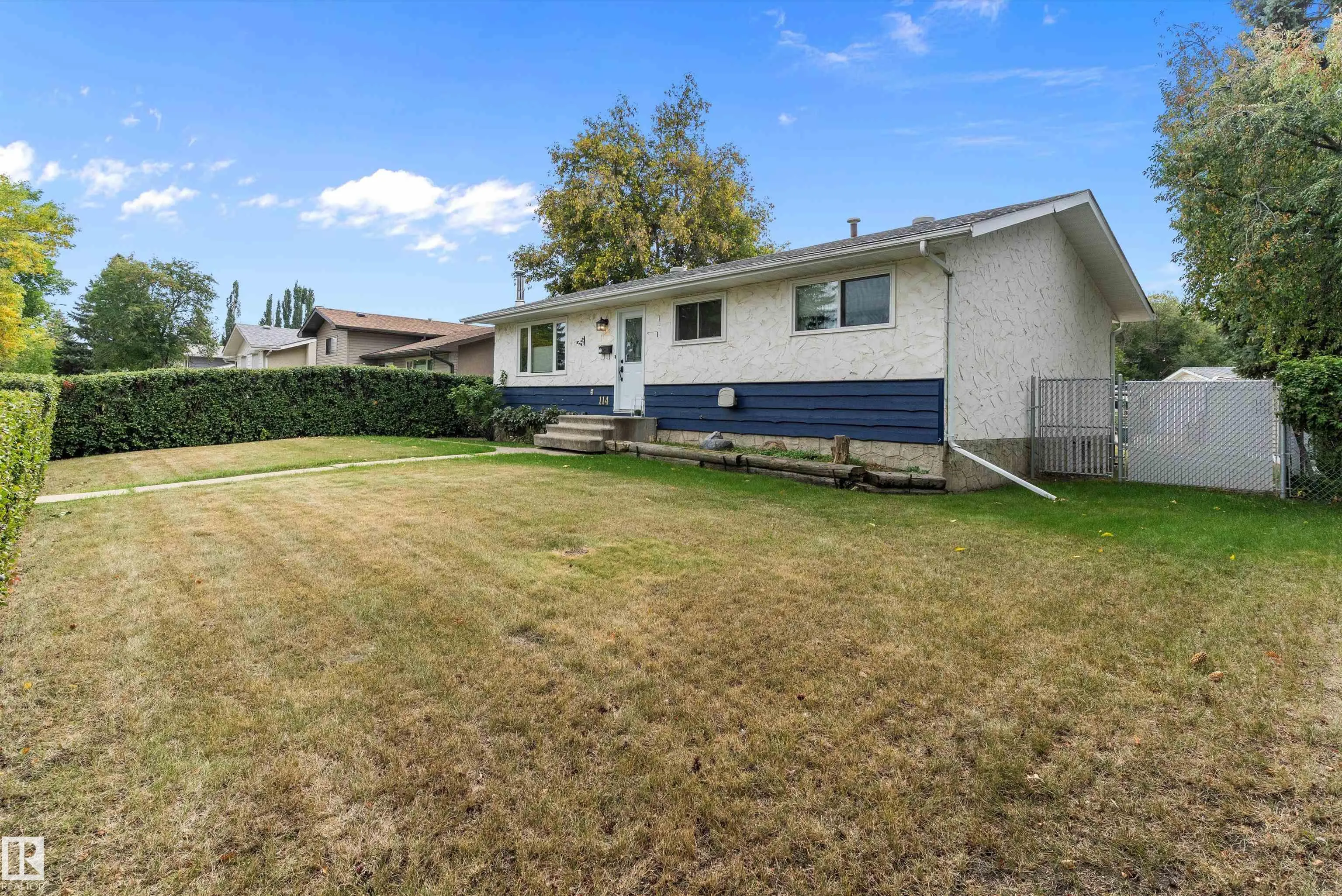 114 BROOKWOOD Drive