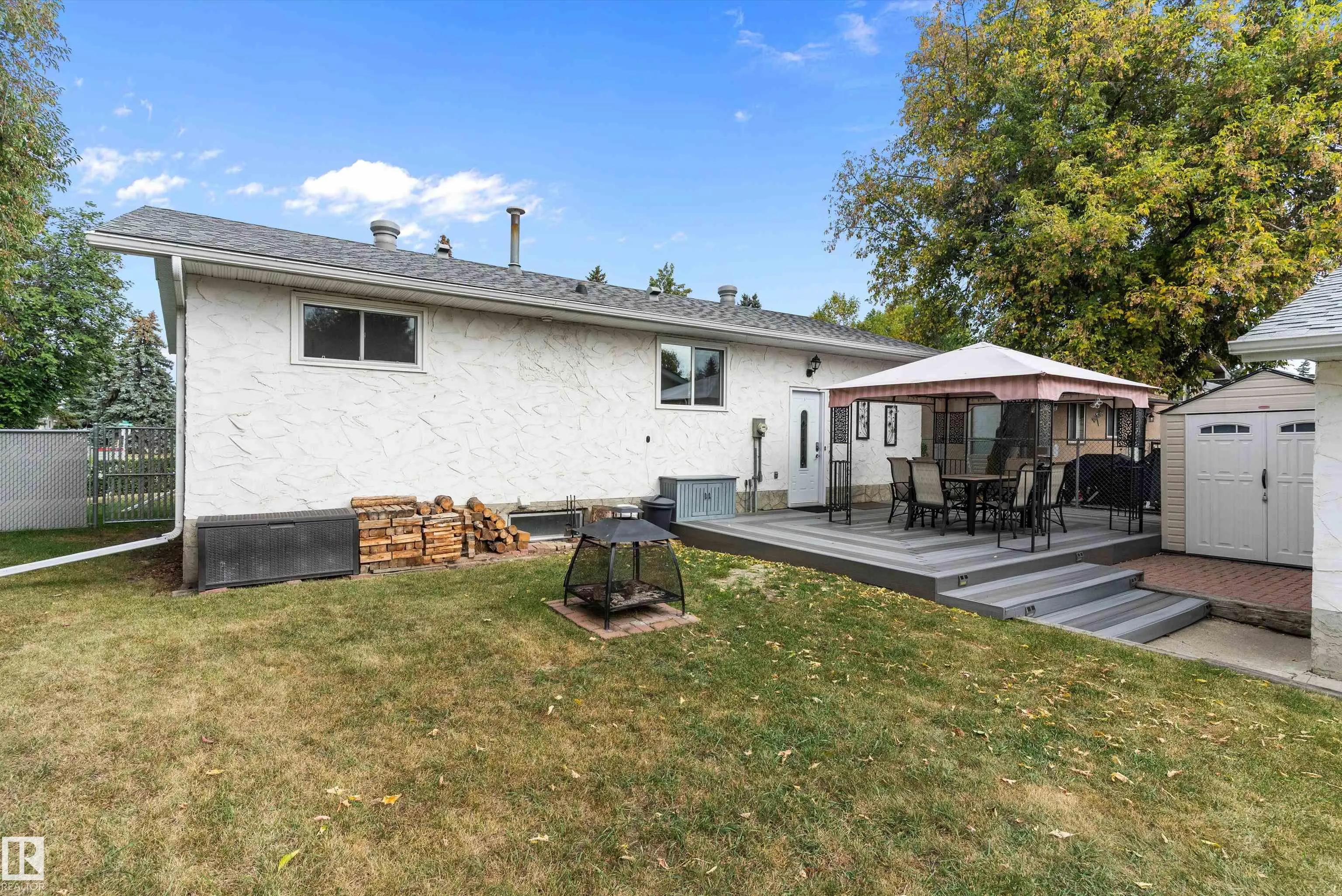 114 BROOKWOOD Drive