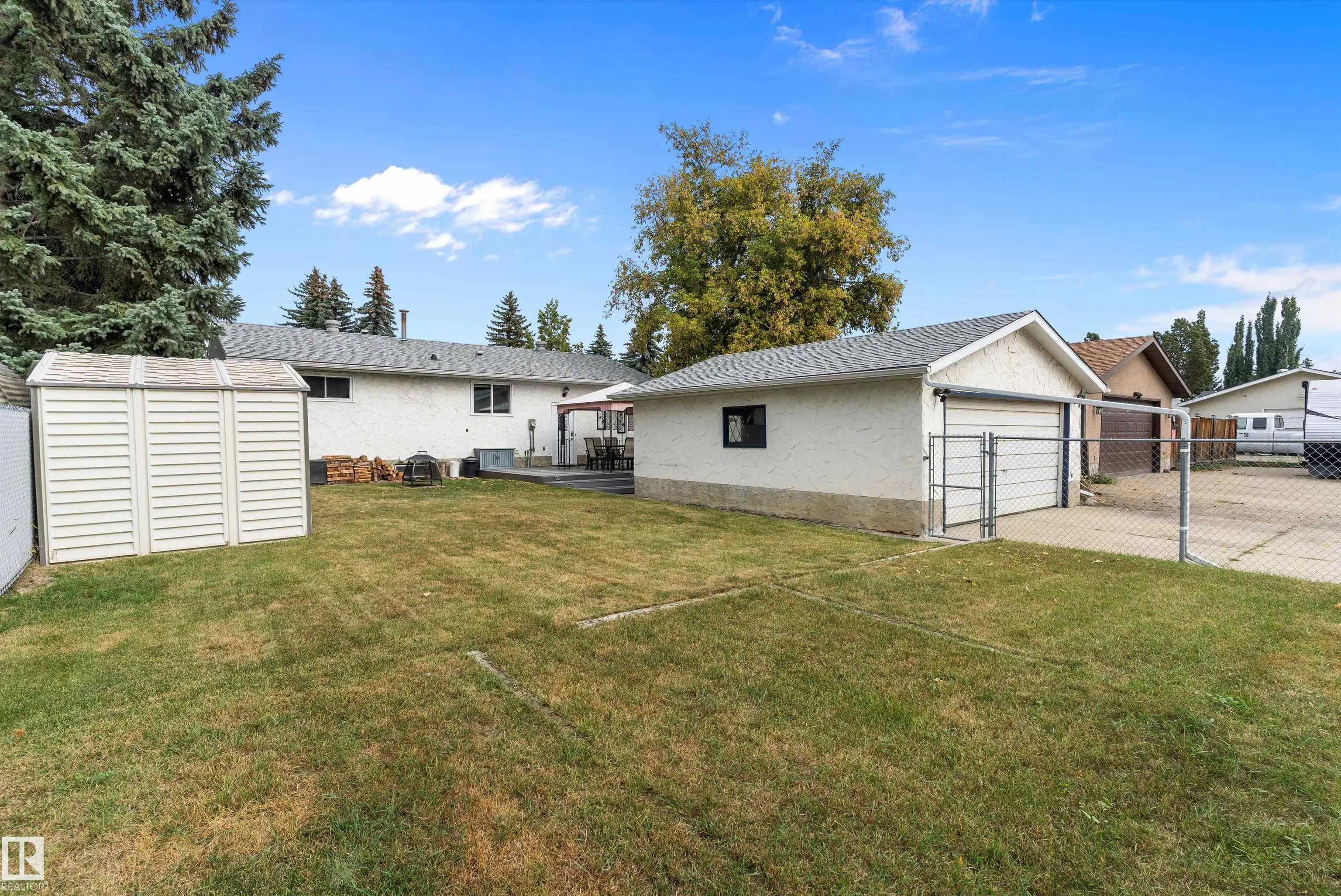 114 BROOKWOOD Drive