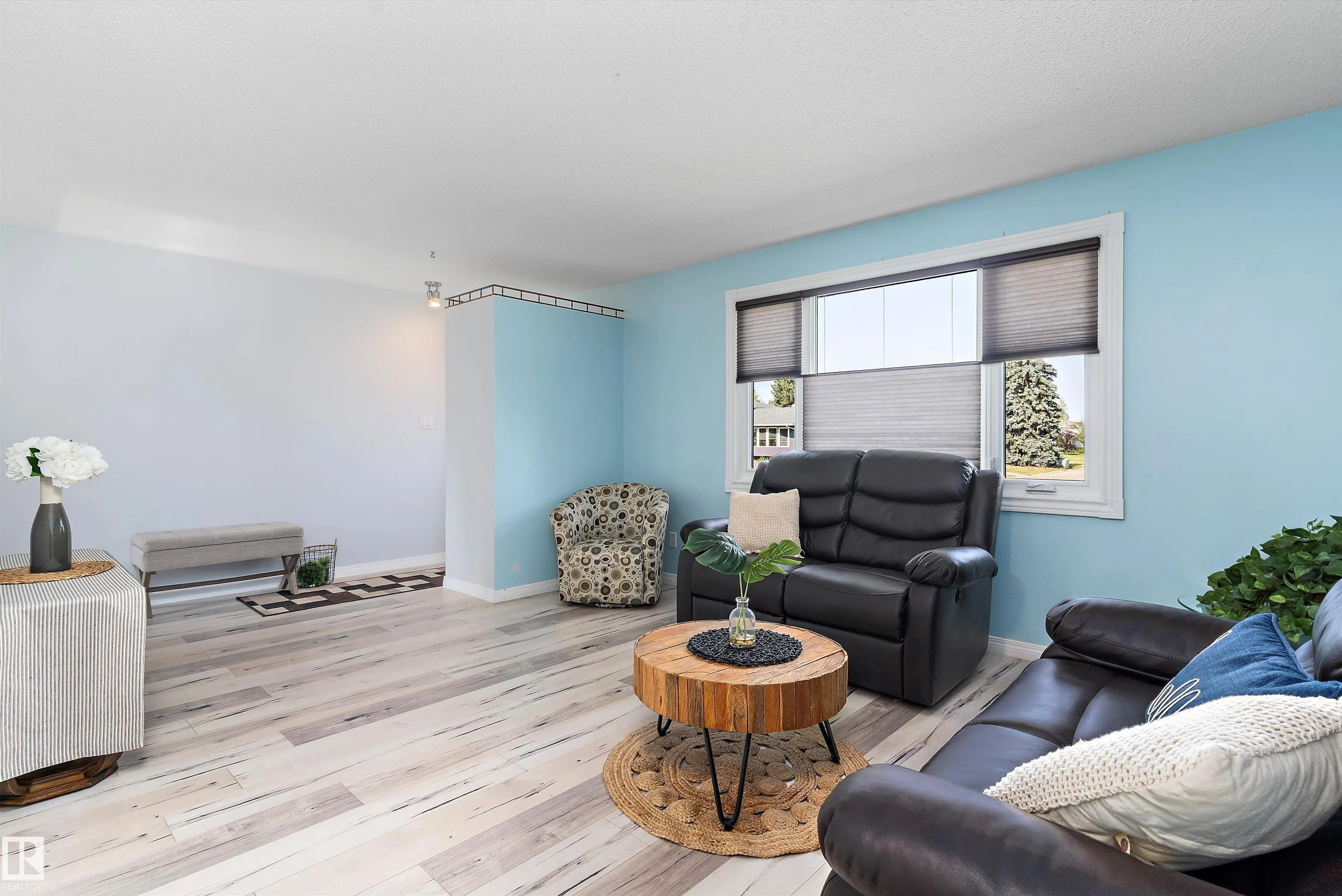 114 BROOKWOOD Drive