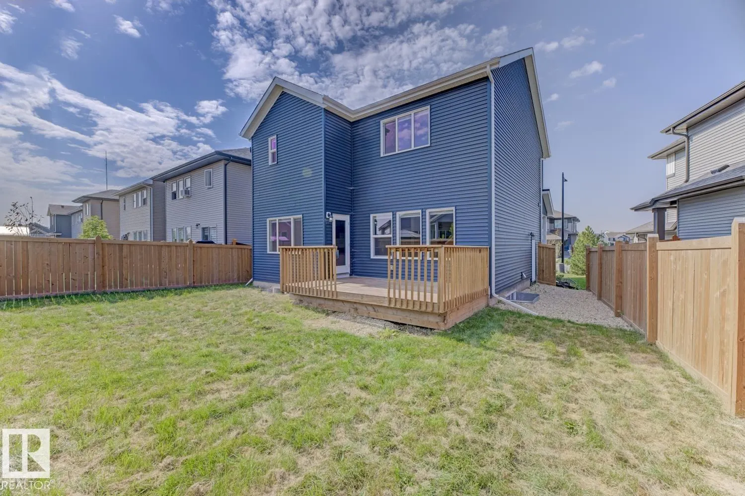 513 EAGLESON Wynd