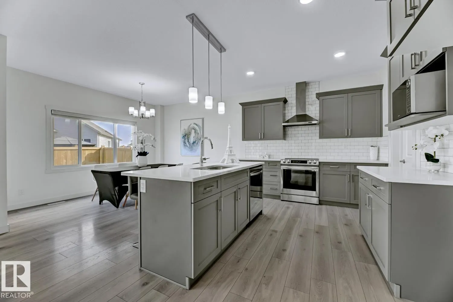 513 EAGLESON Wynd
