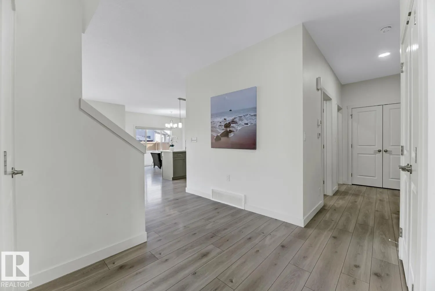 513 EAGLESON Wynd