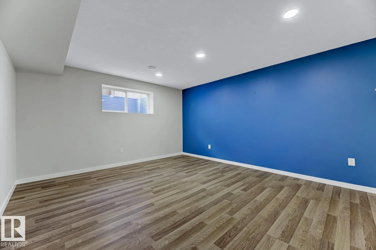 513 EAGLESON Wynd