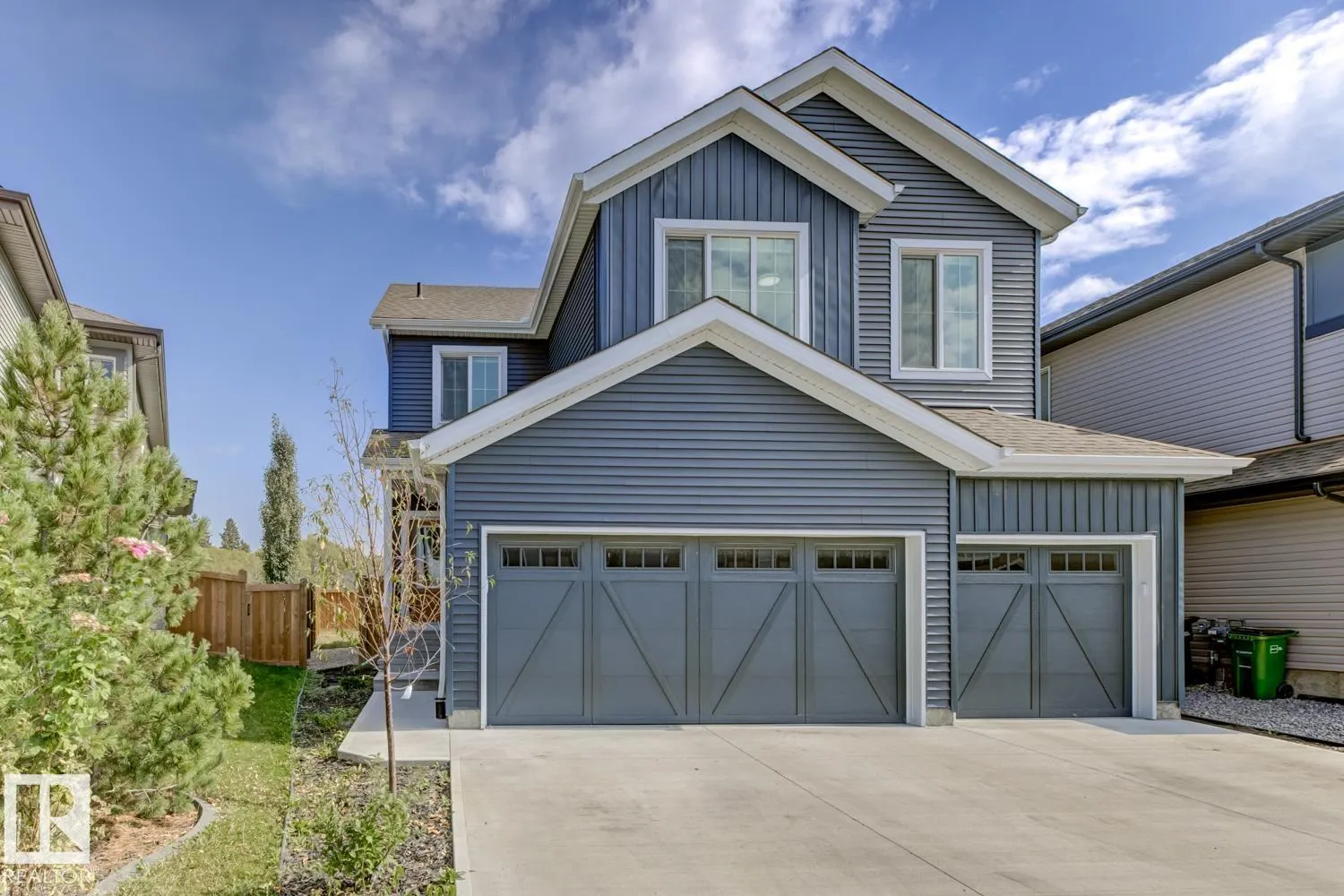 513 EAGLESON Wynd