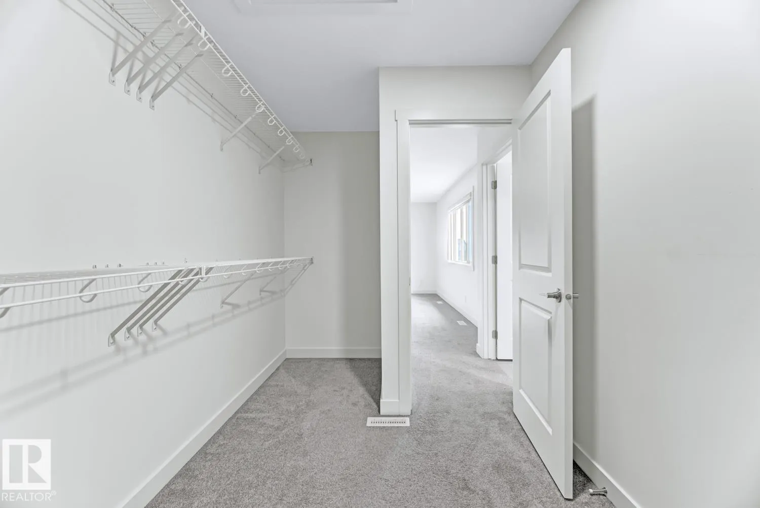 513 EAGLESON Wynd
