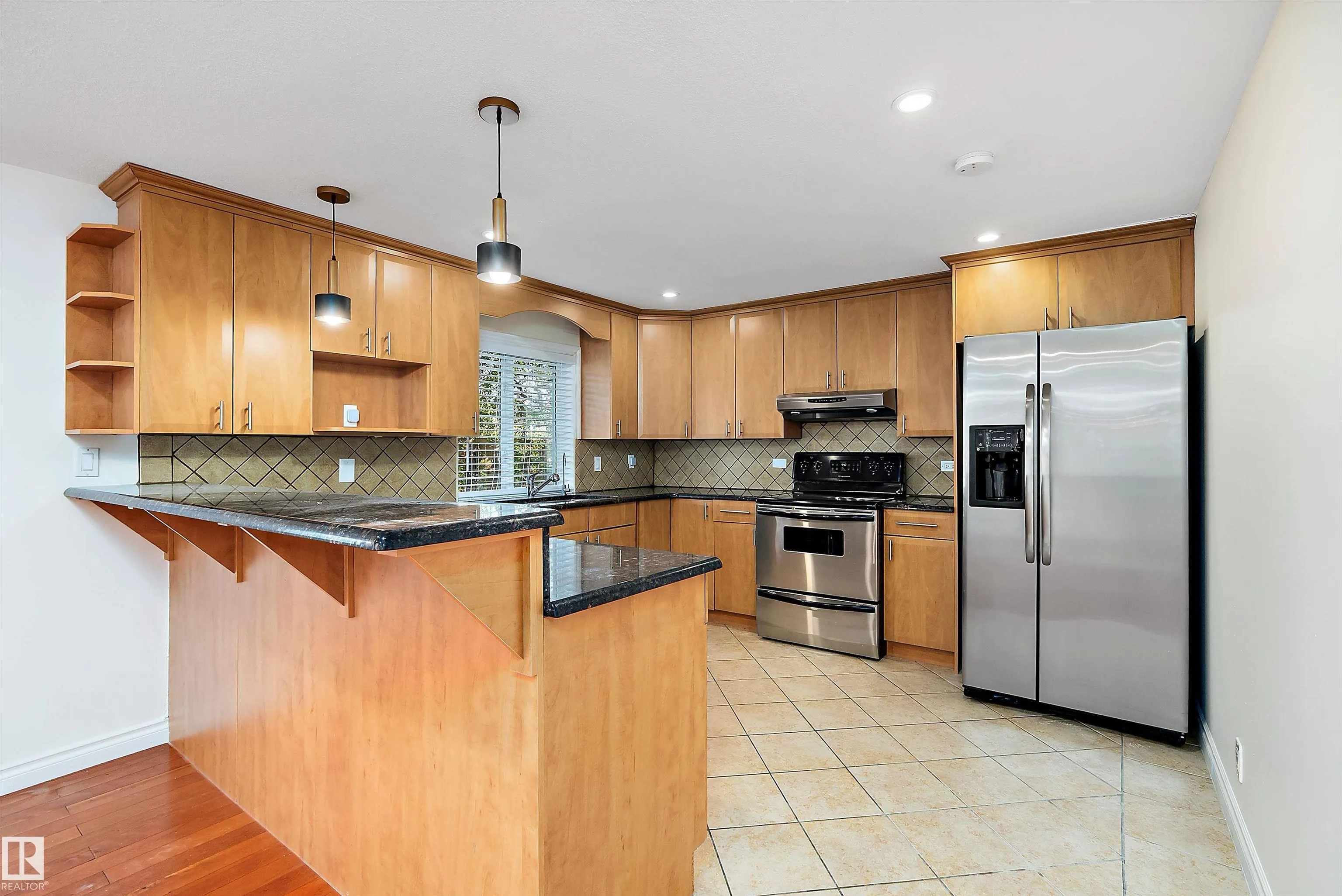 995 HOLLINGSWORTH BEND Bend