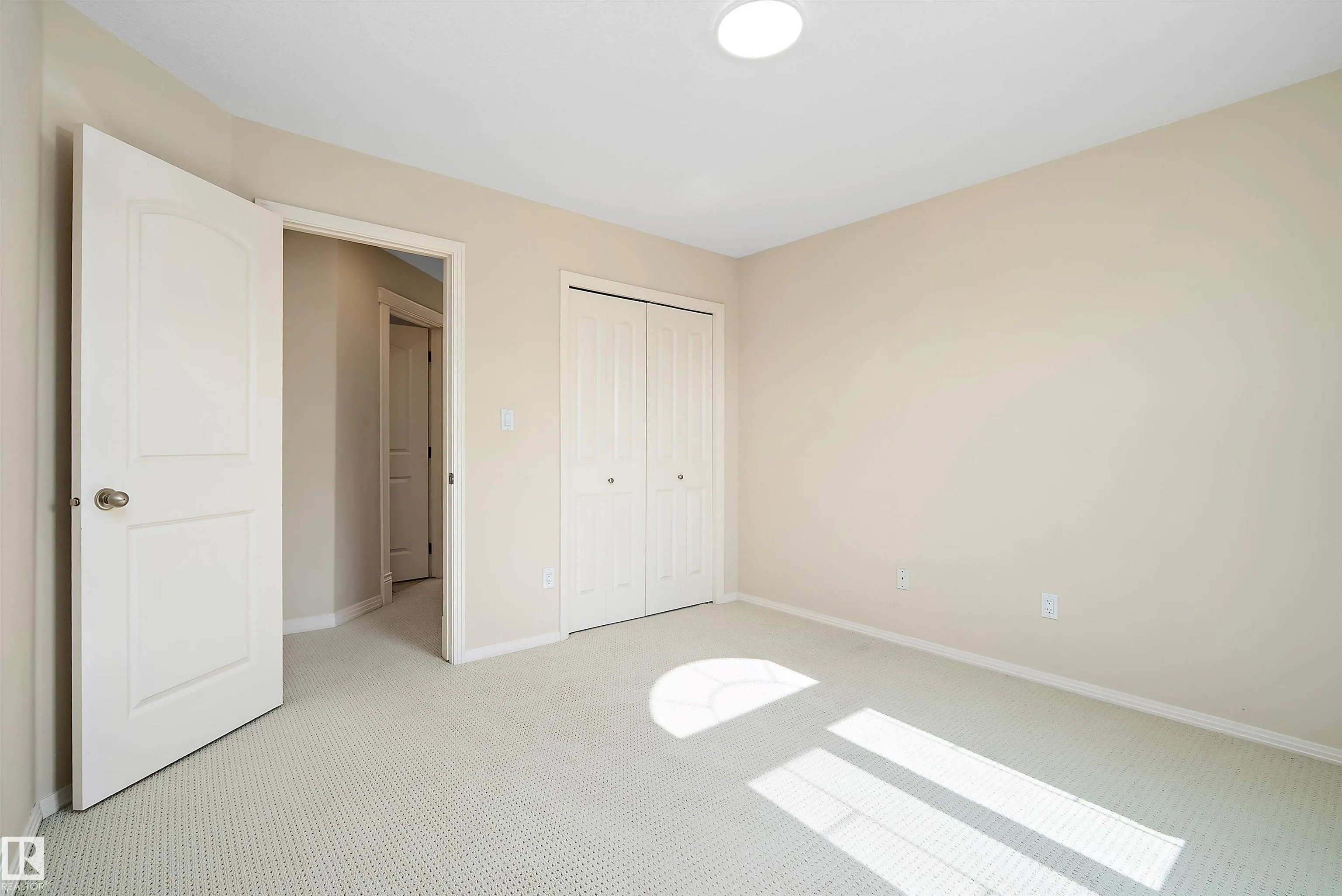 995 HOLLINGSWORTH BEND Bend