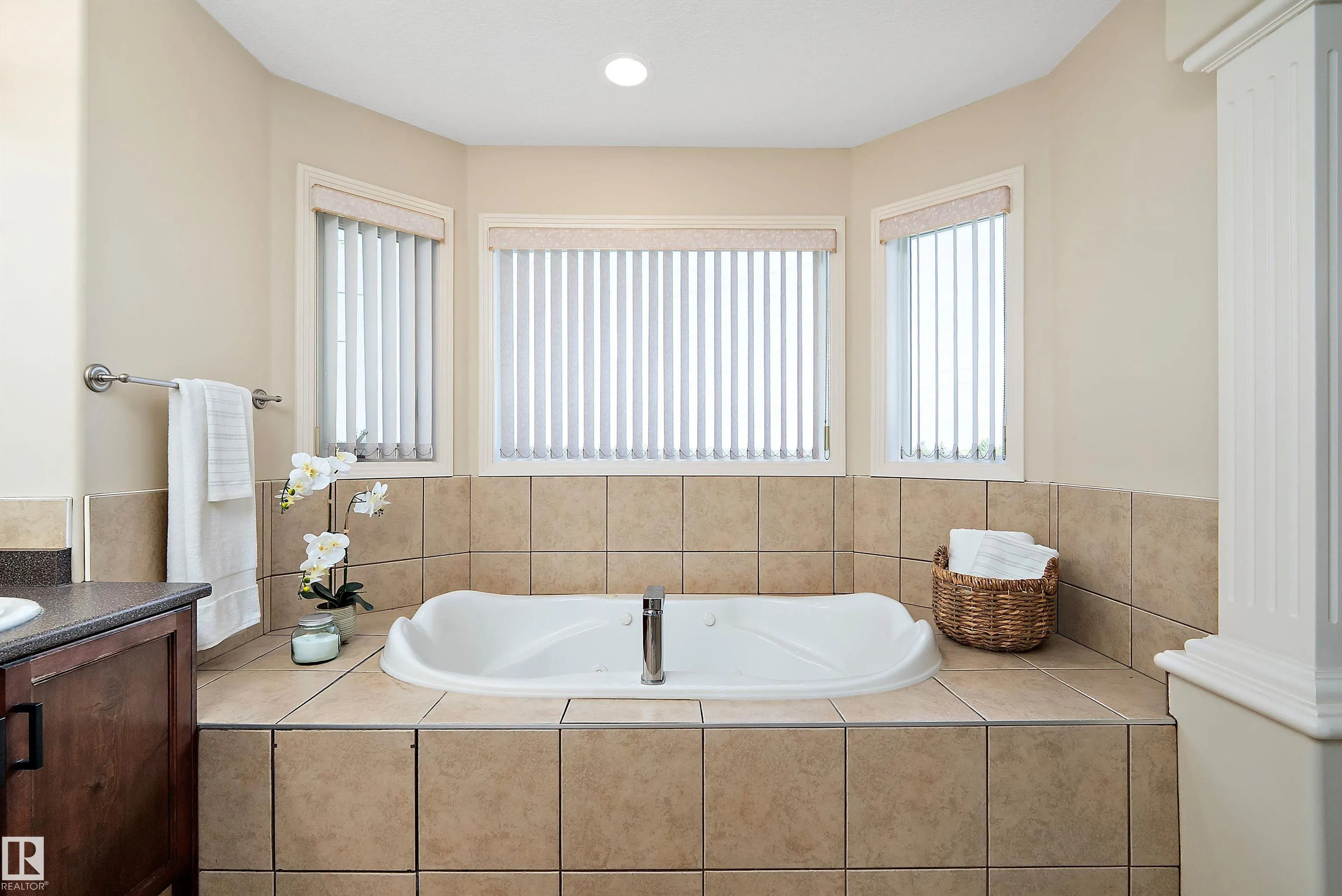 995 HOLLINGSWORTH BEND Bend