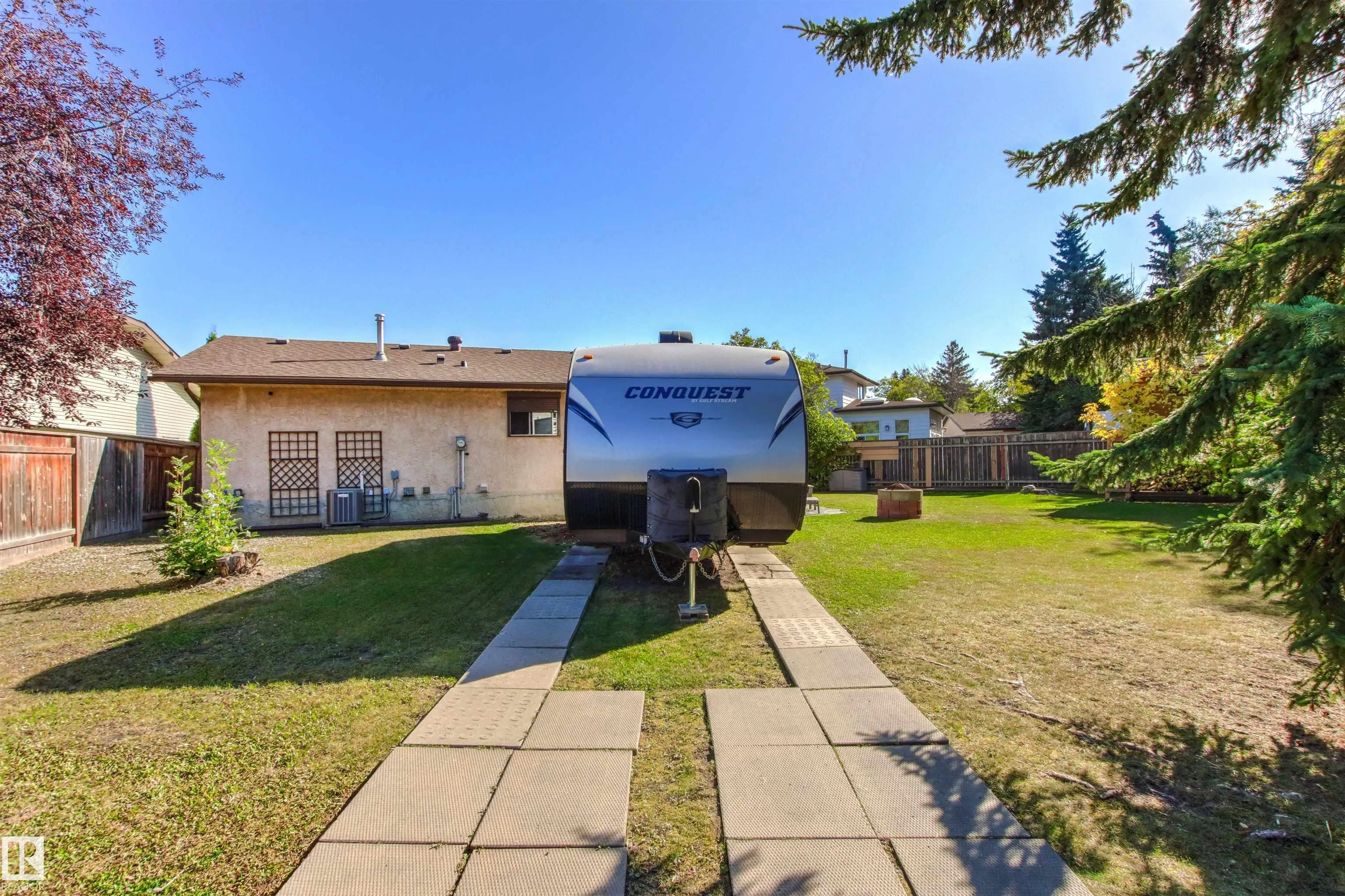 1704 39 Street