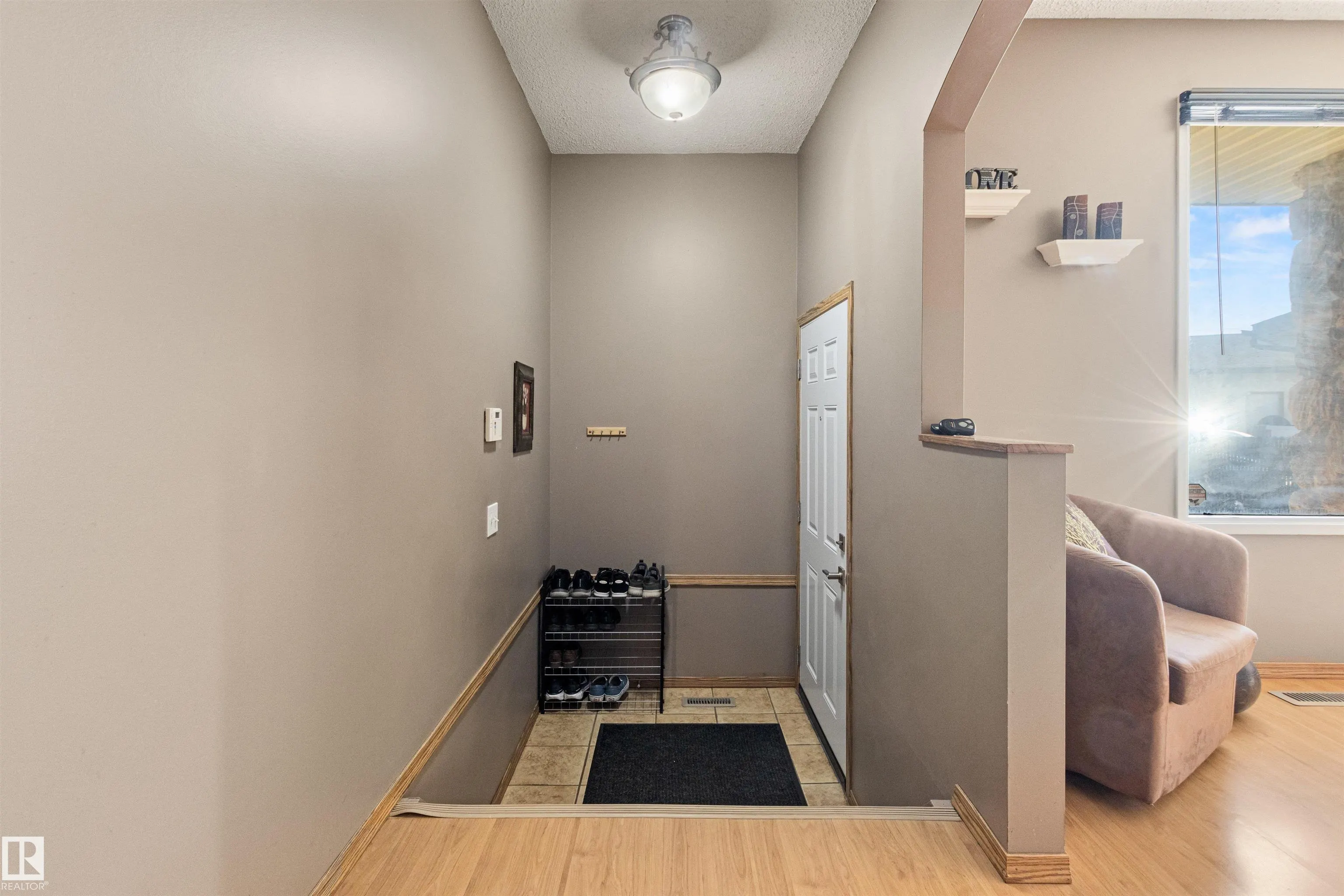 1704 39 Street