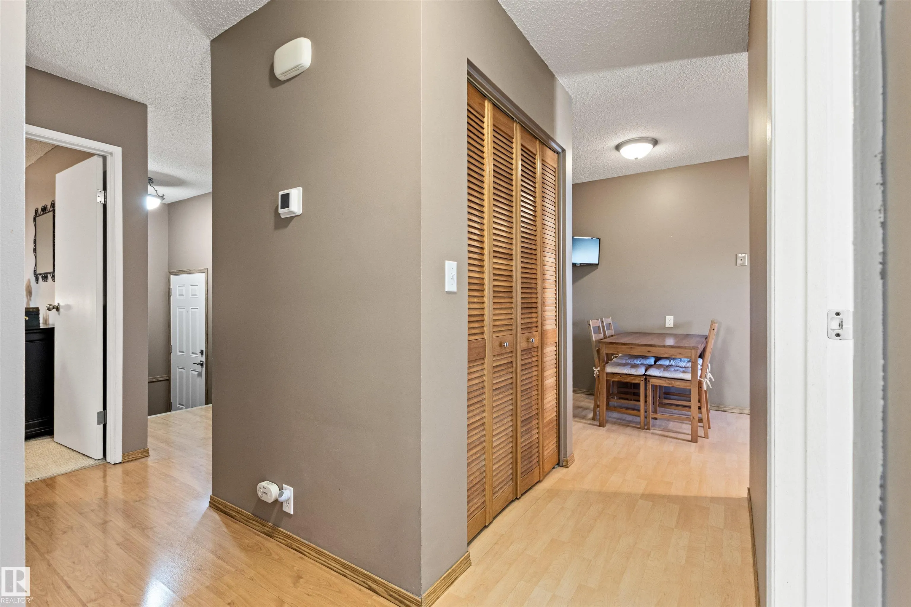 1704 39 Street