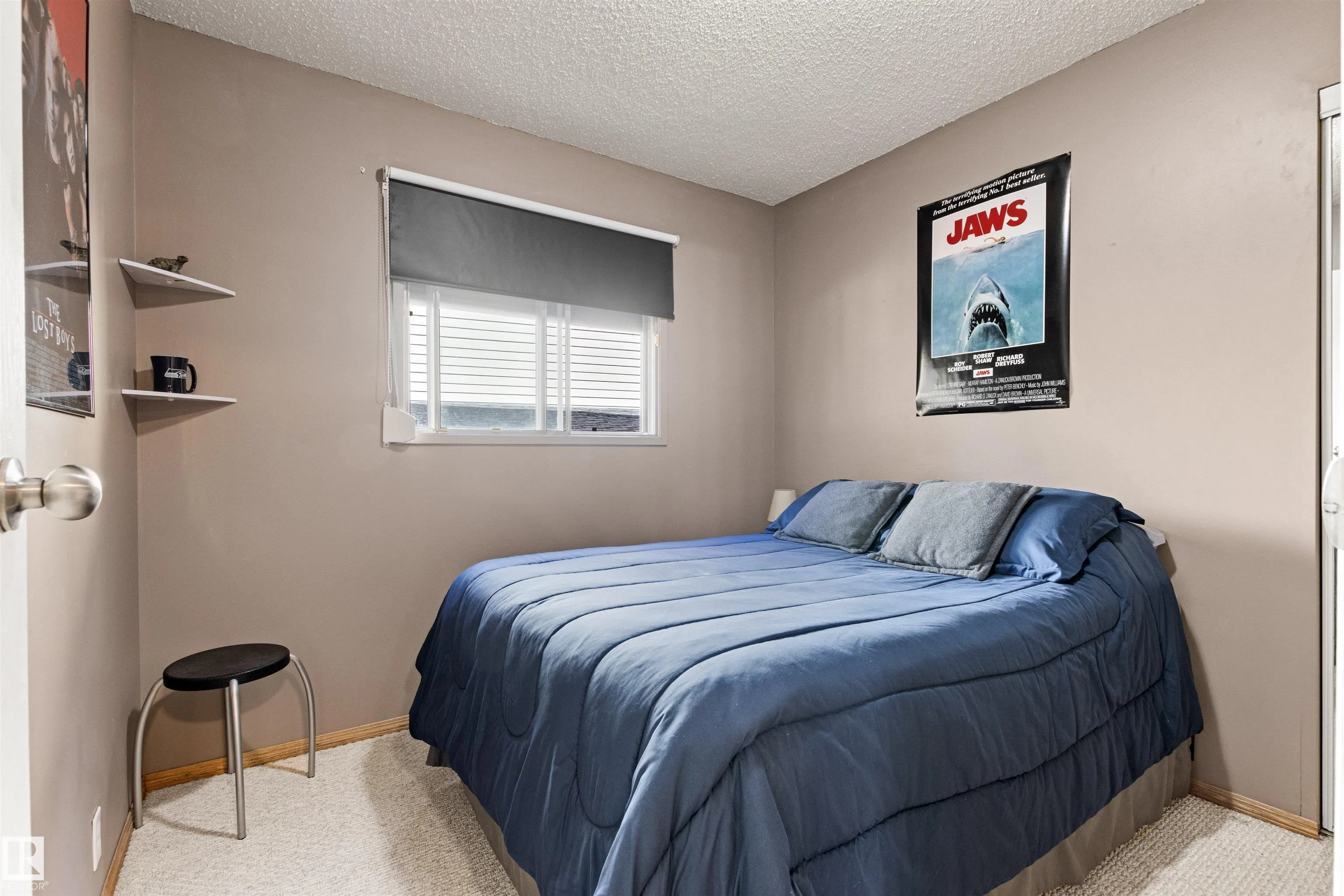 1704 39 Street
