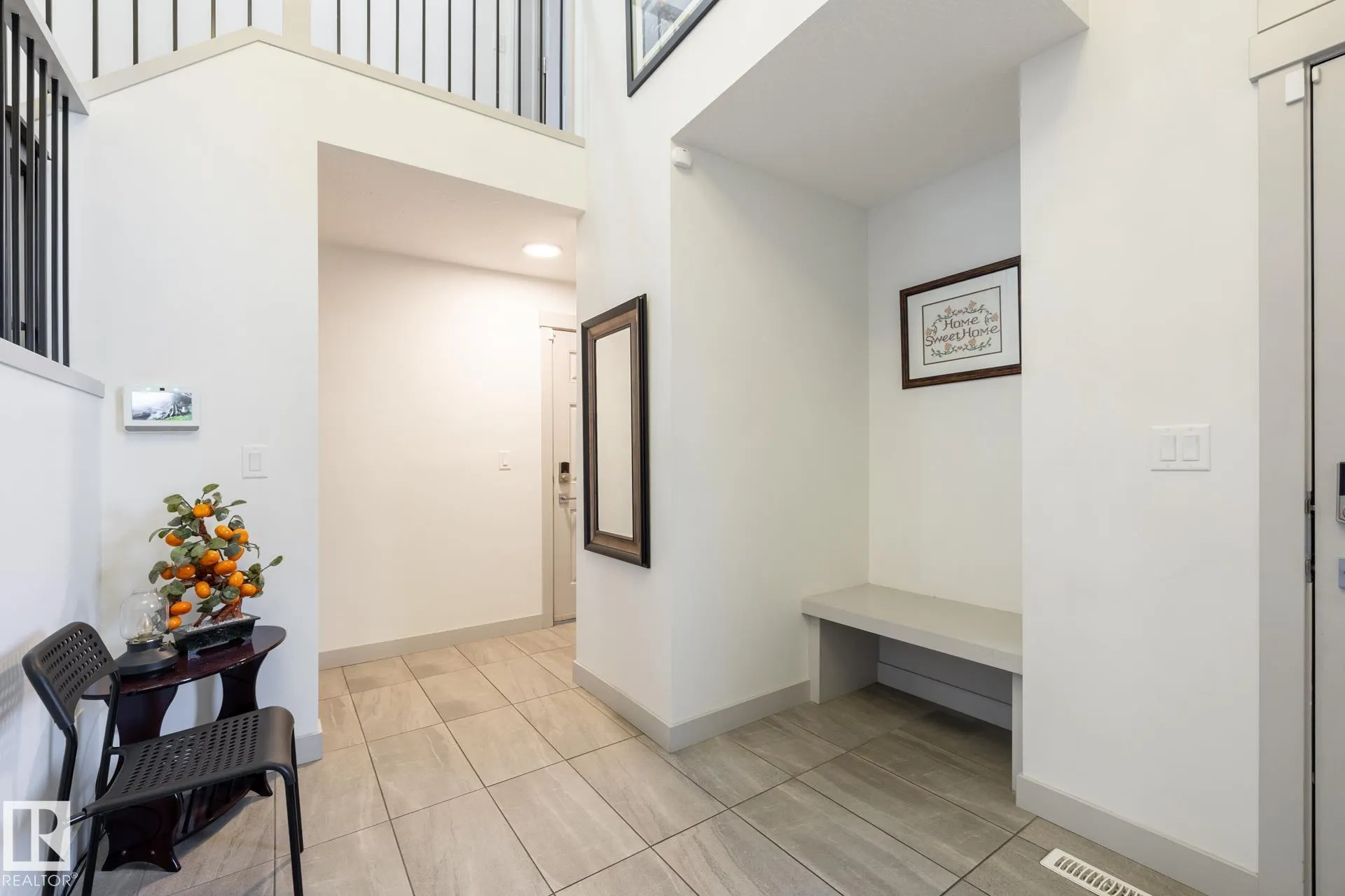 2548 WONNACOTT Loop