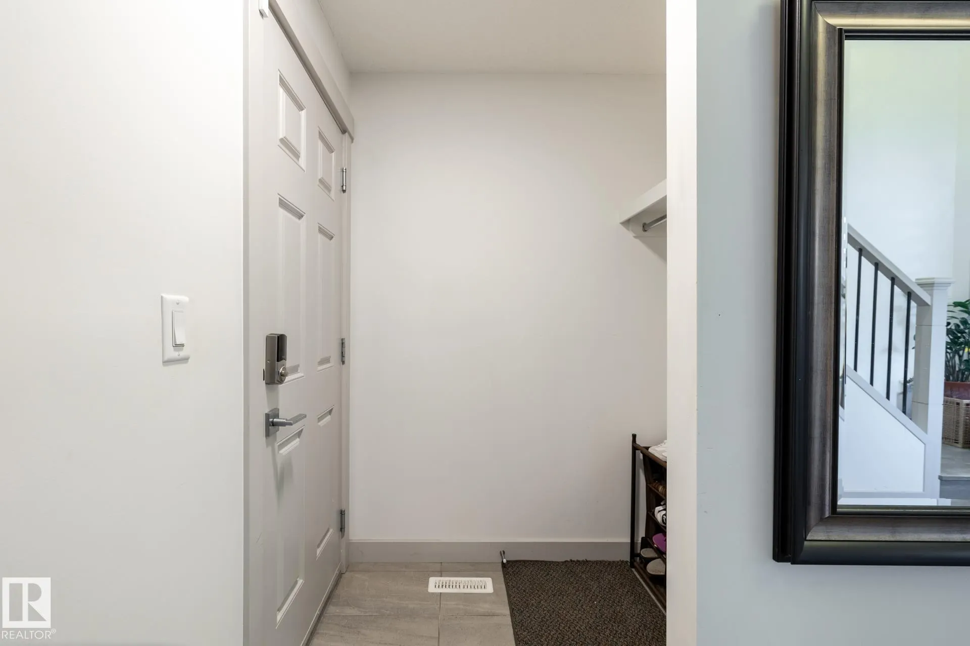 2548 WONNACOTT Loop