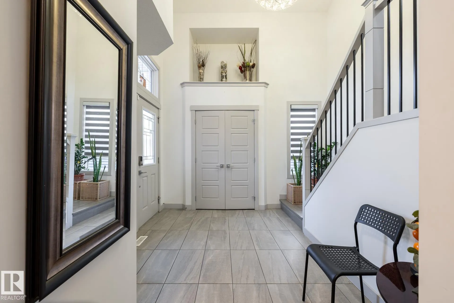 2548 WONNACOTT Loop