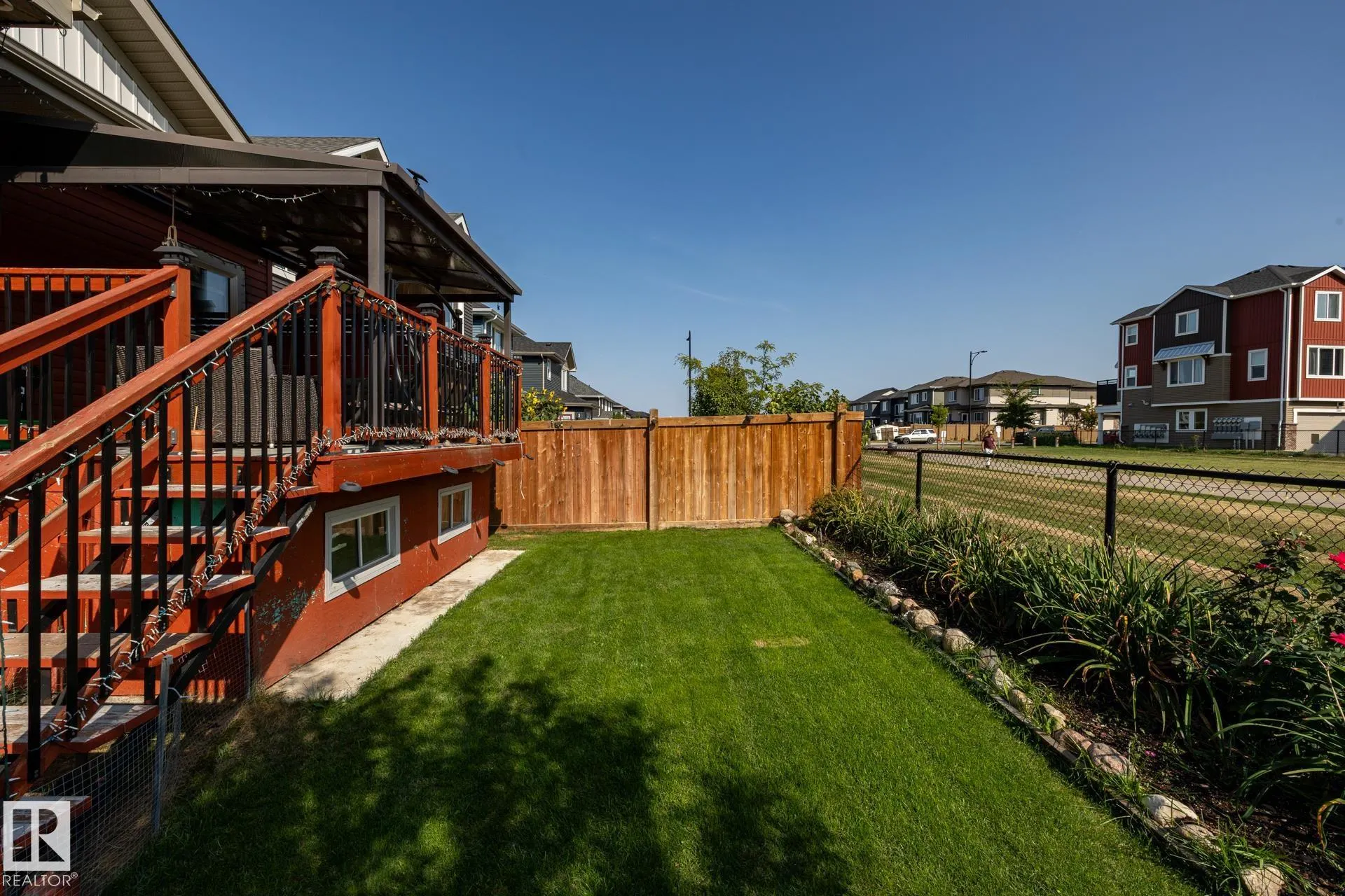 2548 WONNACOTT Loop