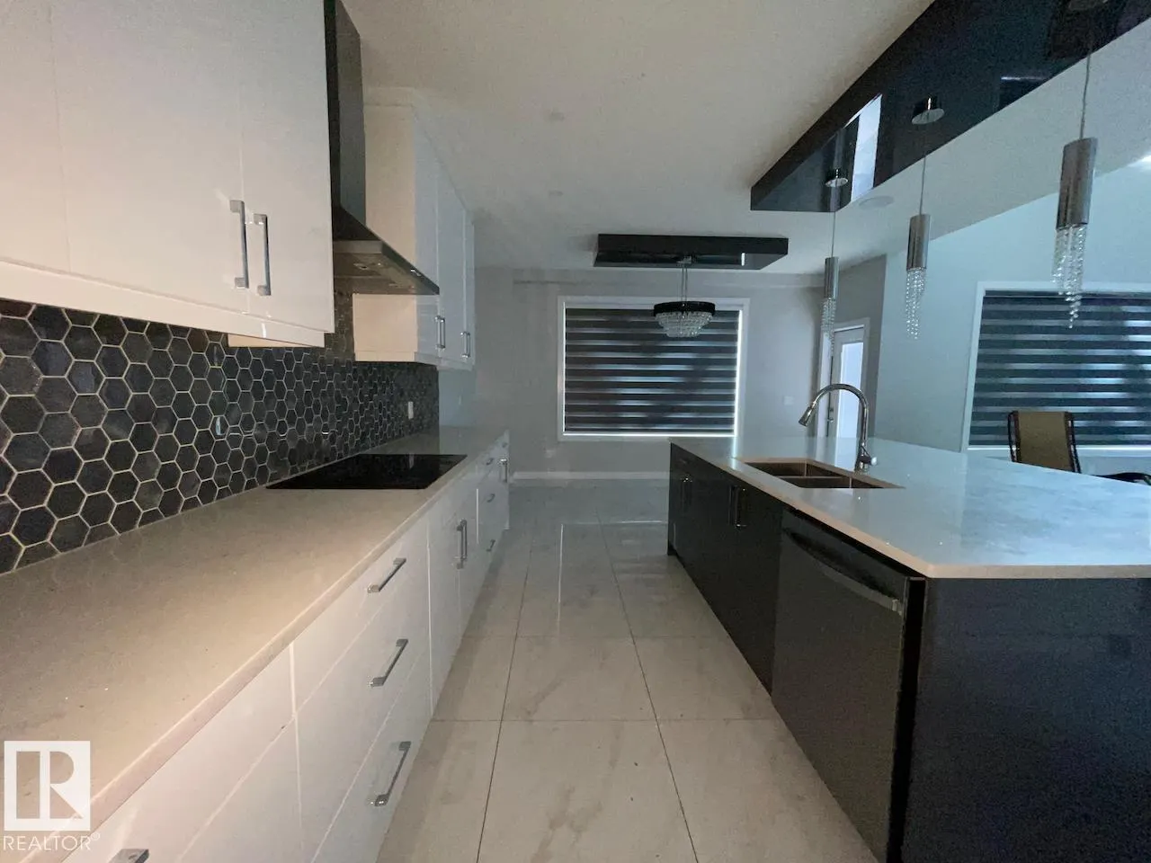 3302 SOLEIL Boulevard