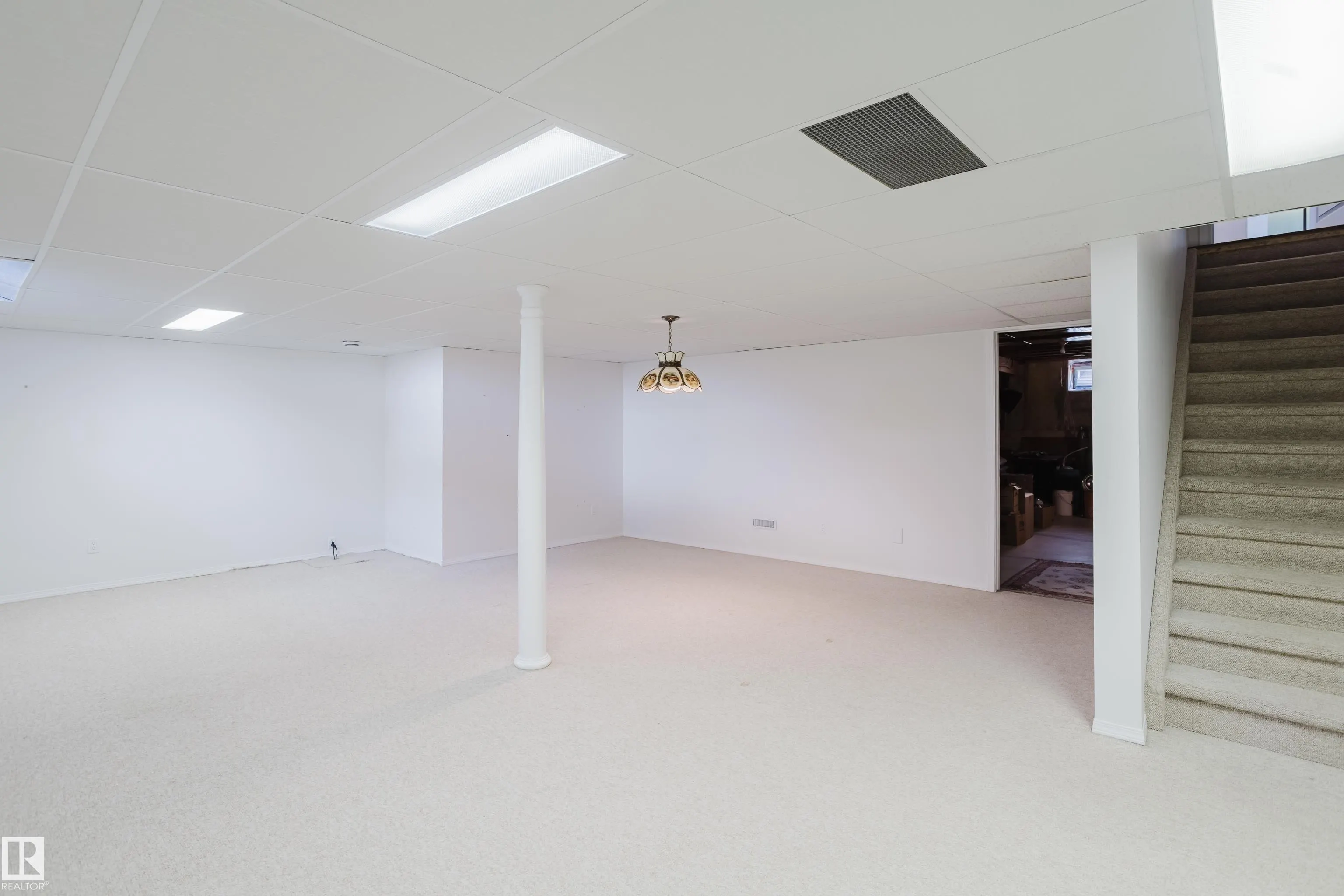 316 BURTON Road